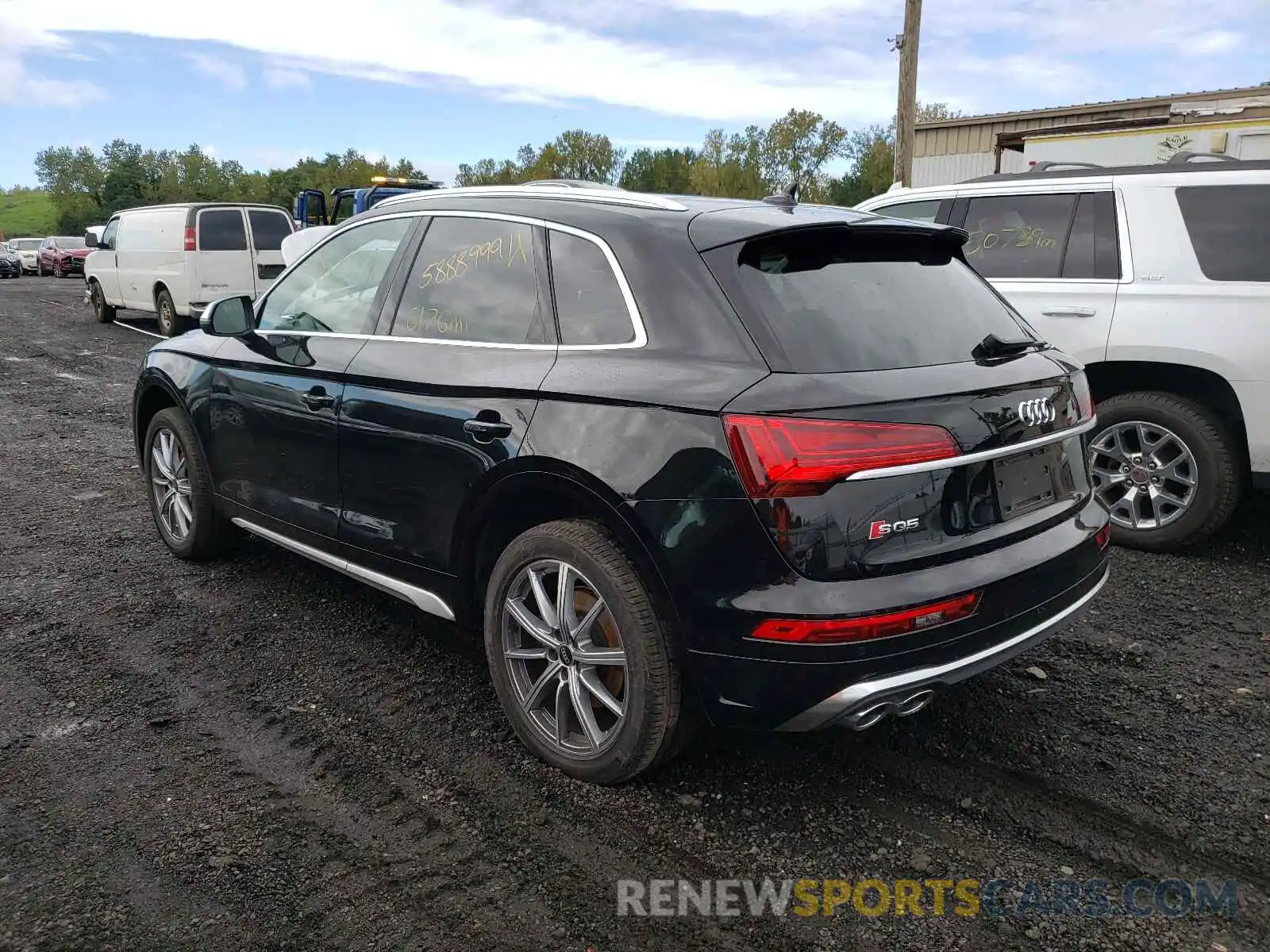 3 Photograph of a damaged car WA1B4AFY0M2026568 AUDI SQ5 2021