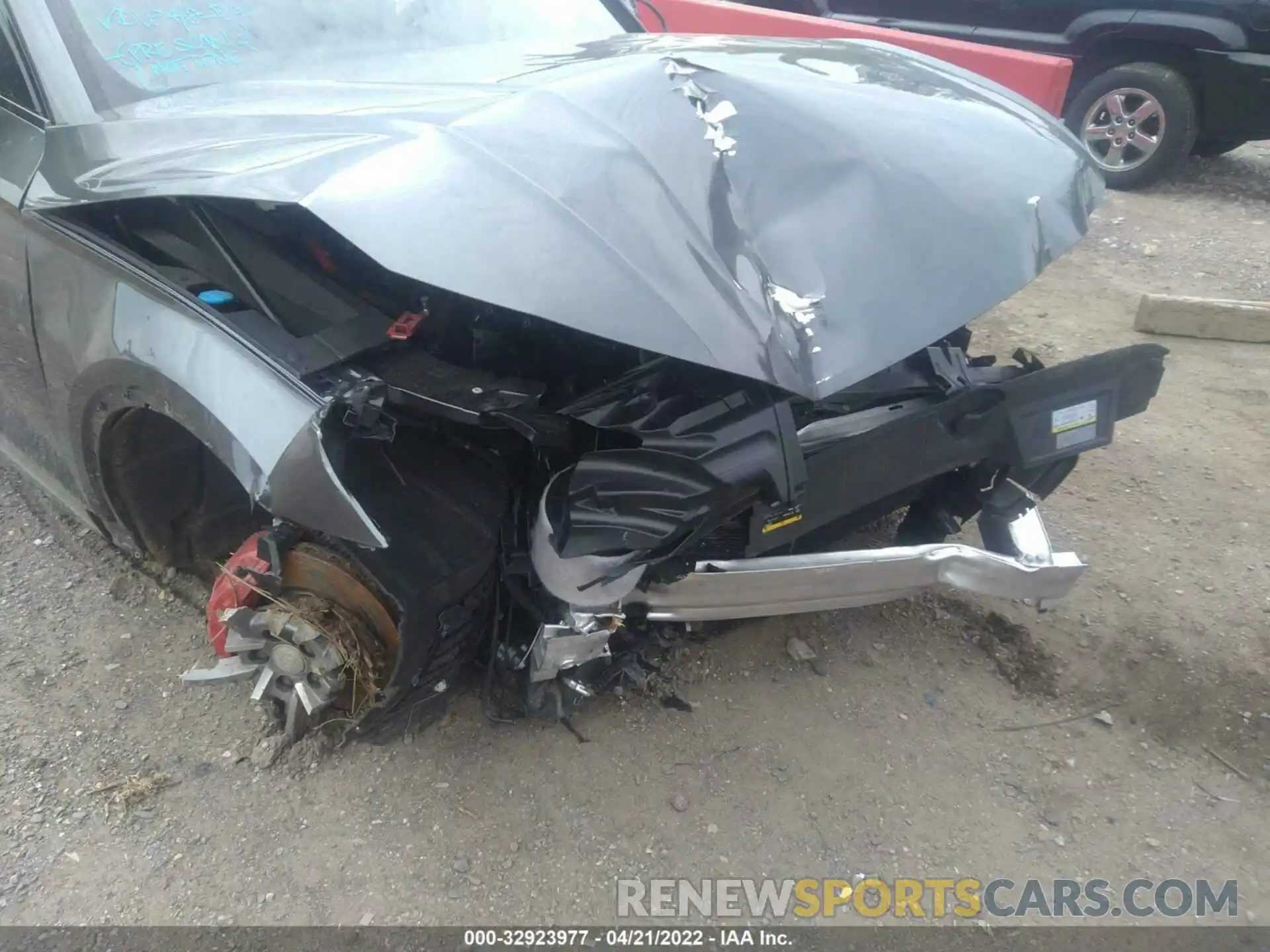 6 Photograph of a damaged car WA1B4AFY1M2049955 AUDI SQ5 2021