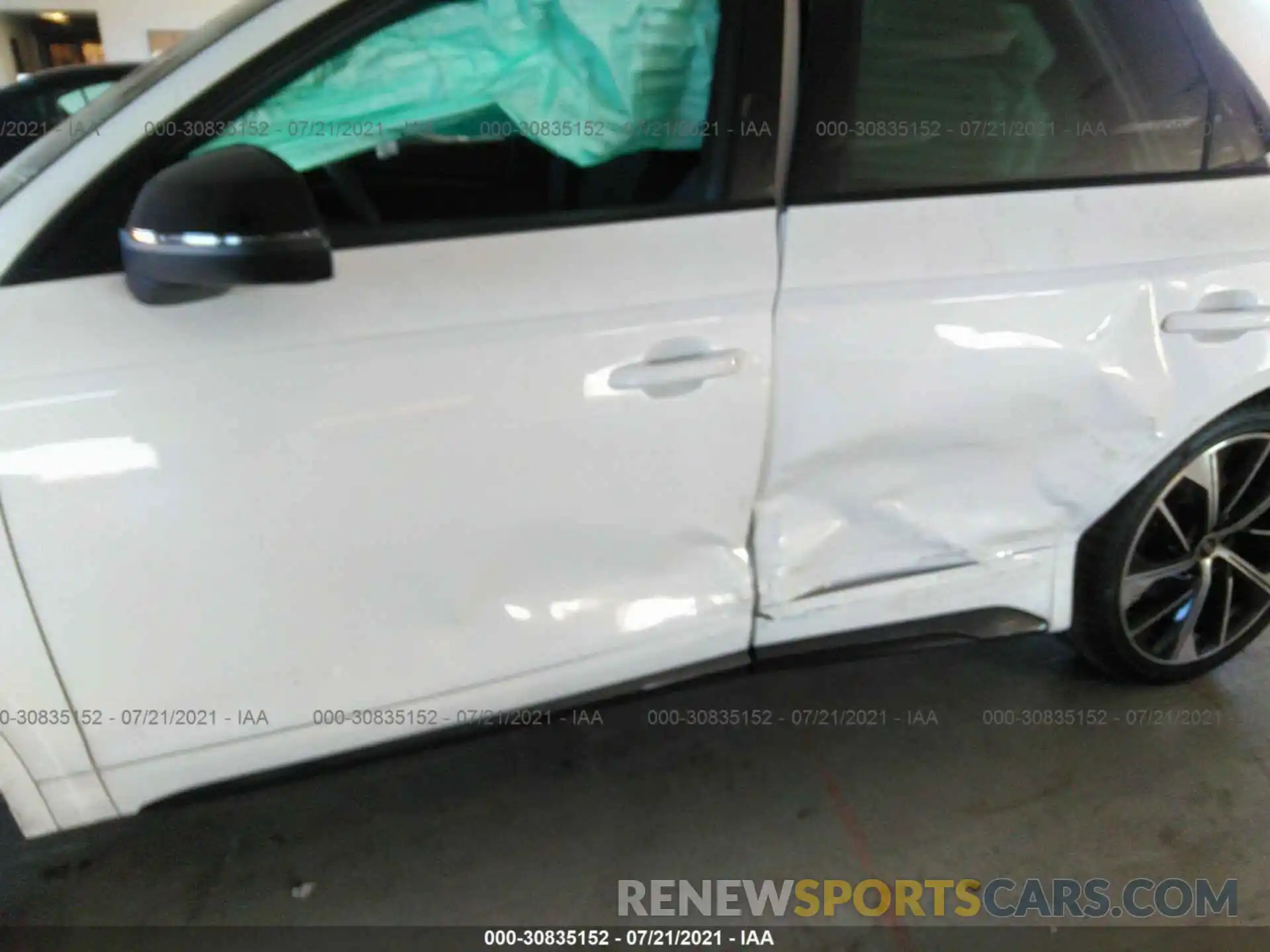 6 Photograph of a damaged car WA1B4AFY2M2024675 AUDI SQ5 2021