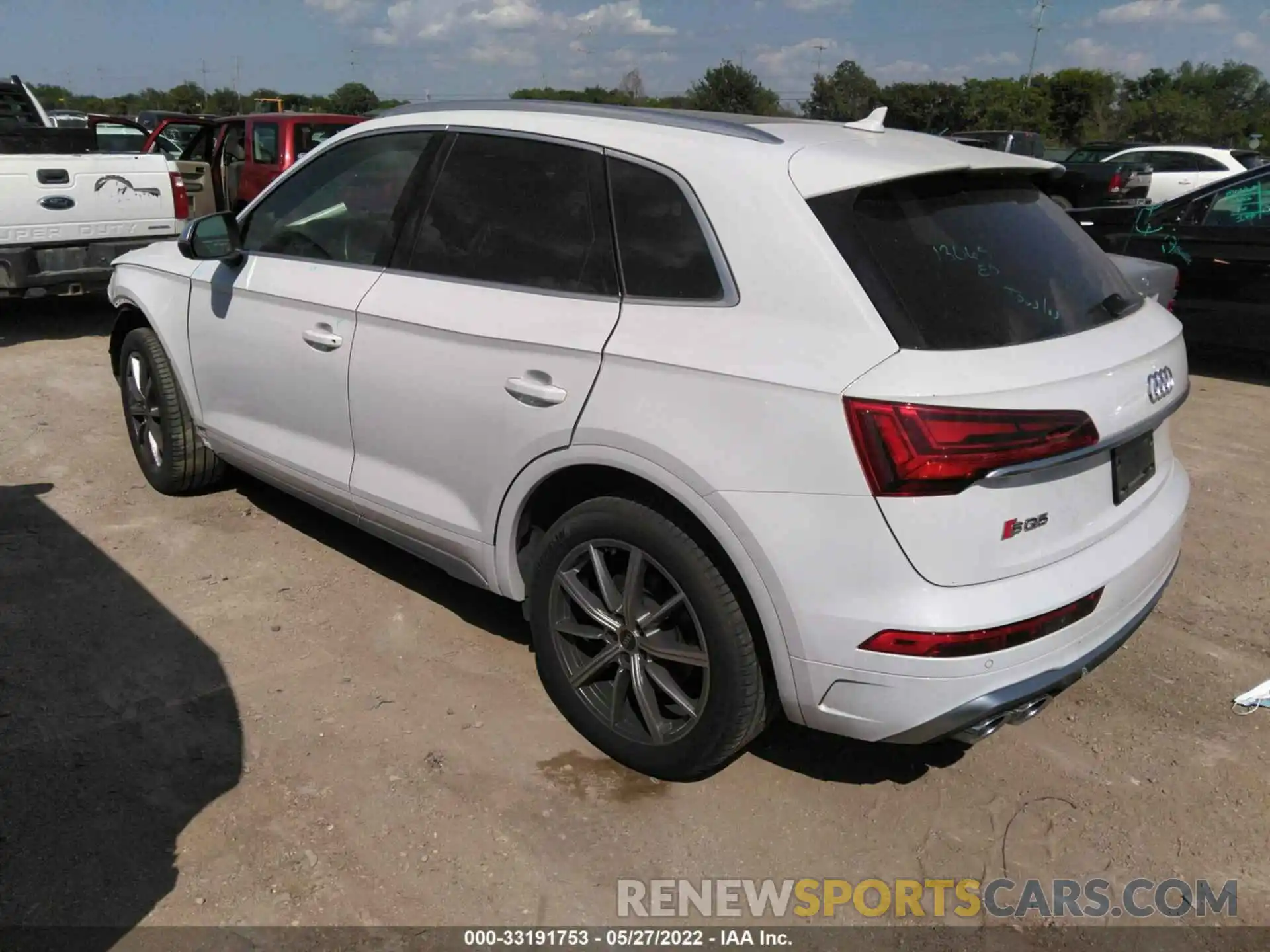 3 Photograph of a damaged car WA1B4AFY2M2035563 AUDI SQ5 2021