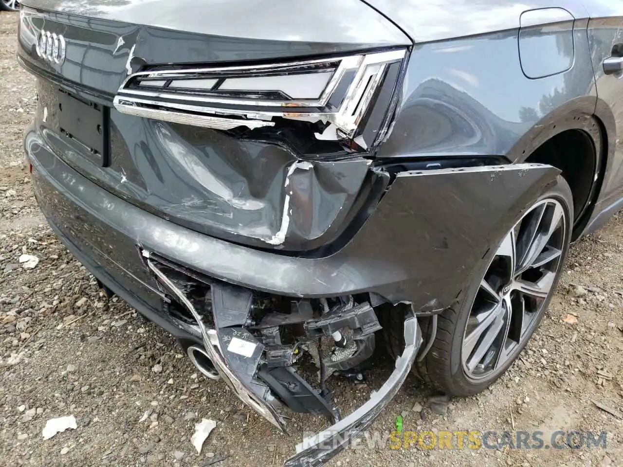 9 Photograph of a damaged car WA1B4AFY3M2082200 AUDI SQ5 2021