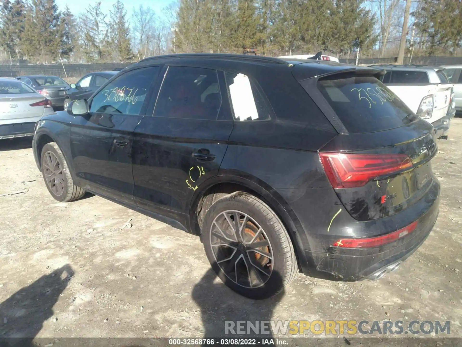 3 Photograph of a damaged car WA1B4AFY4M2007943 AUDI SQ5 2021