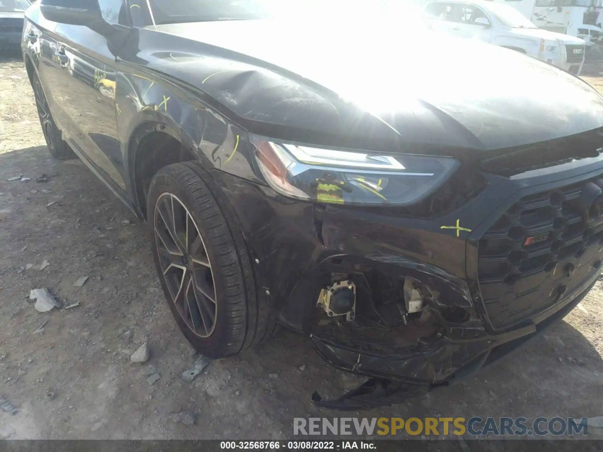 6 Photograph of a damaged car WA1B4AFY4M2007943 AUDI SQ5 2021