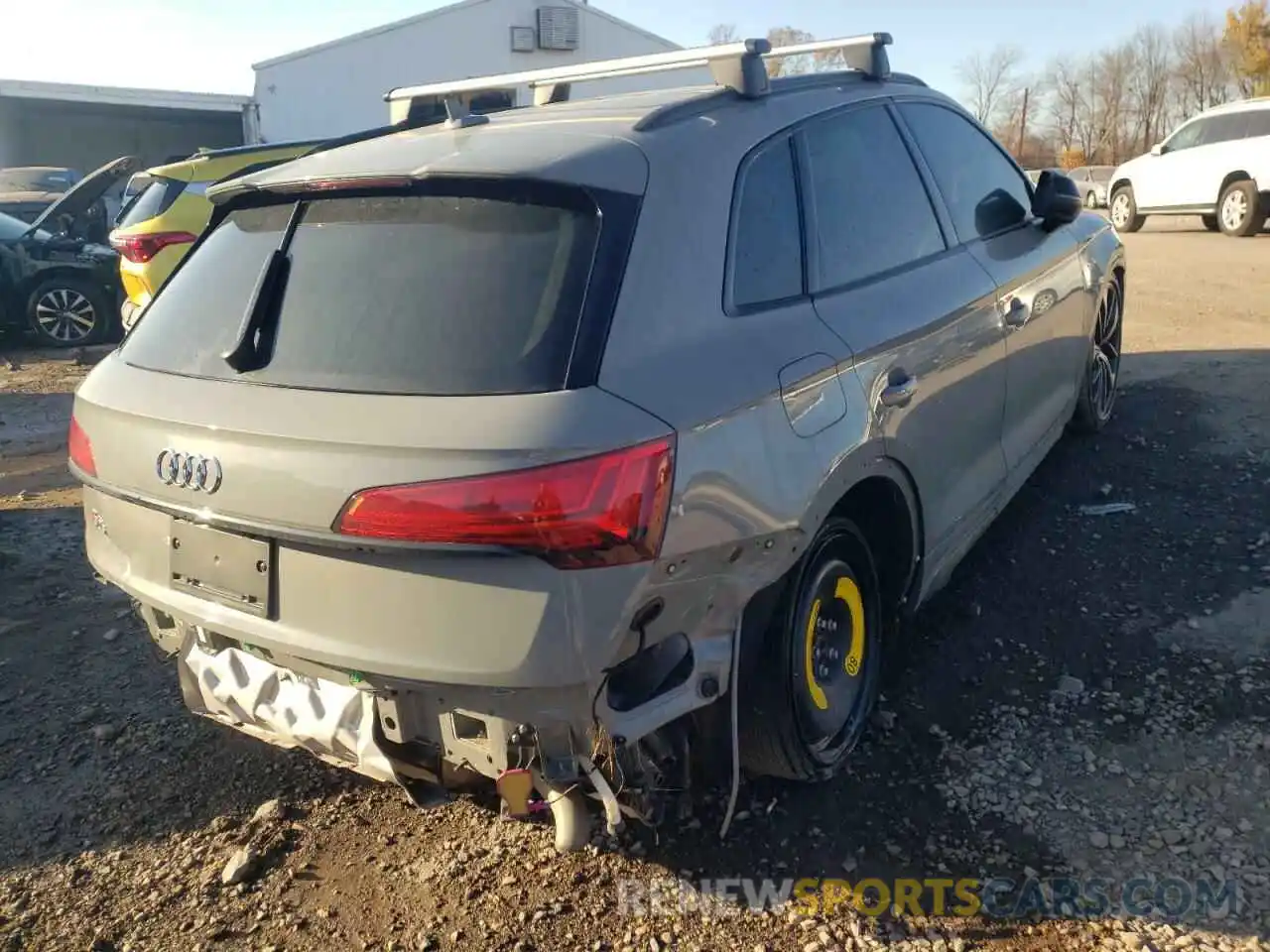 4 Photograph of a damaged car WA1B4AFY4M2014049 AUDI SQ5 2021