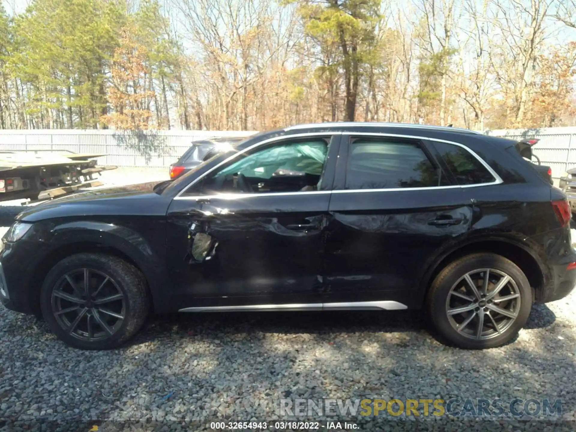 12 Photograph of a damaged car WA1B4AFY6M2019463 AUDI SQ5 2021