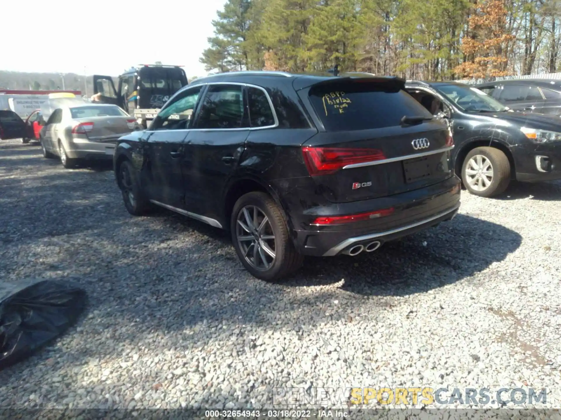 3 Photograph of a damaged car WA1B4AFY6M2019463 AUDI SQ5 2021