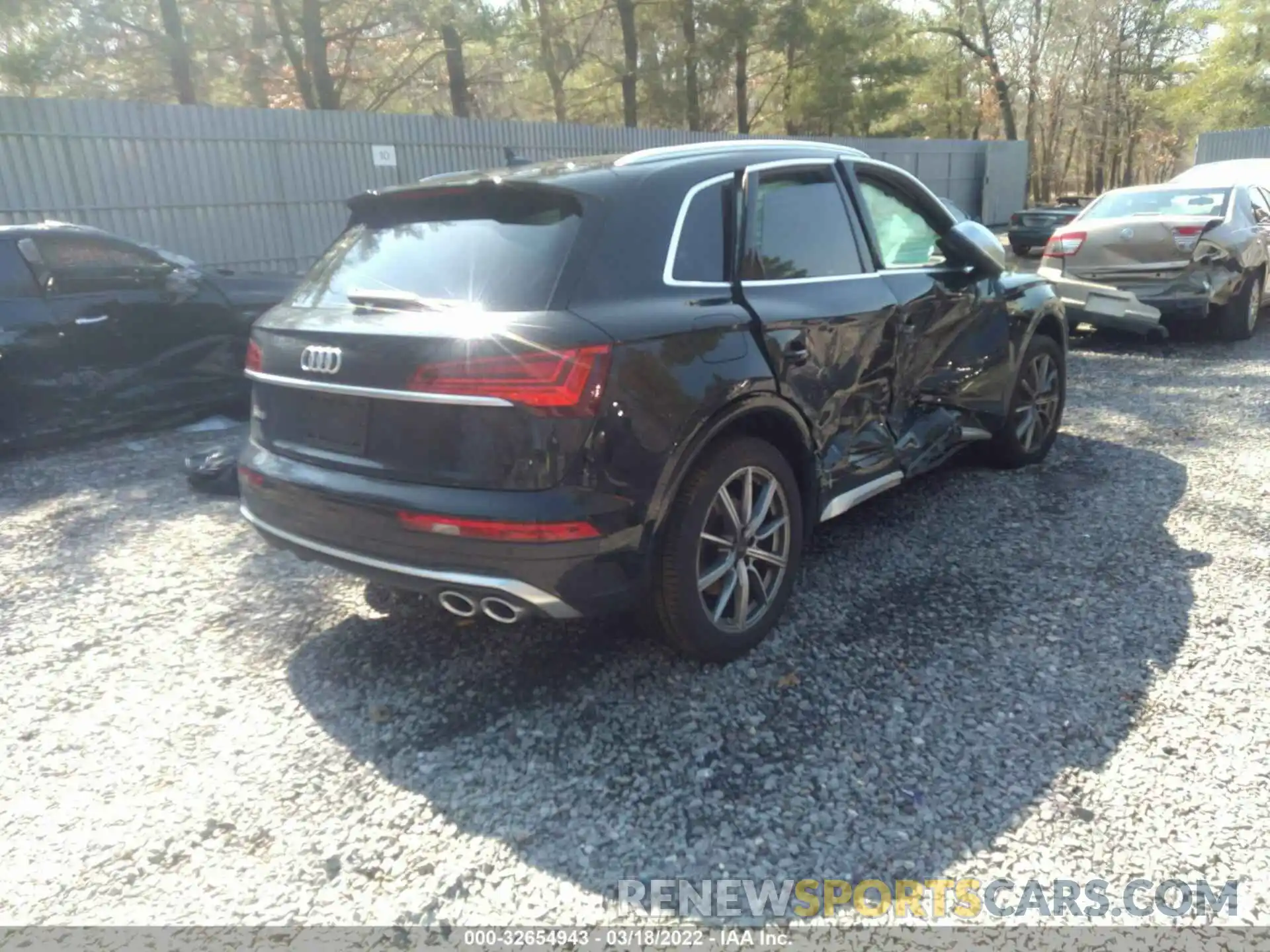 4 Photograph of a damaged car WA1B4AFY6M2019463 AUDI SQ5 2021