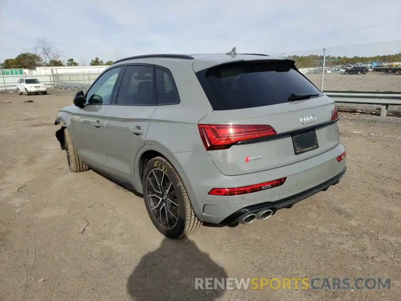 3 Photograph of a damaged car WA1B4AFY7M2001232 AUDI SQ5 2021