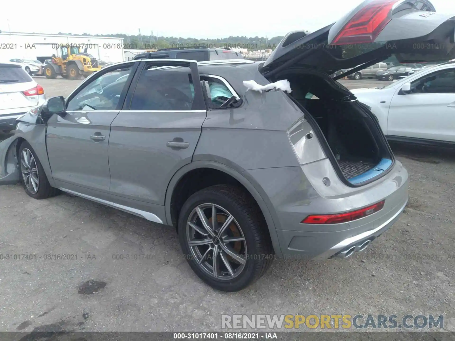 3 Photograph of a damaged car WA1B4AFY7M2027958 AUDI SQ5 2021