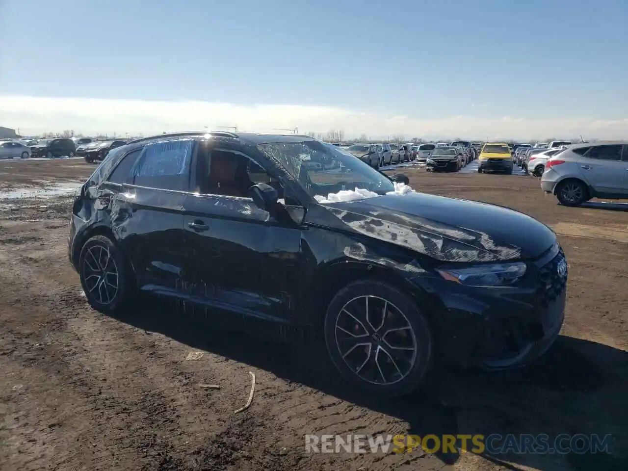 9 Photograph of a damaged car WA1B4AFY8M2045014 AUDI SQ5 2021