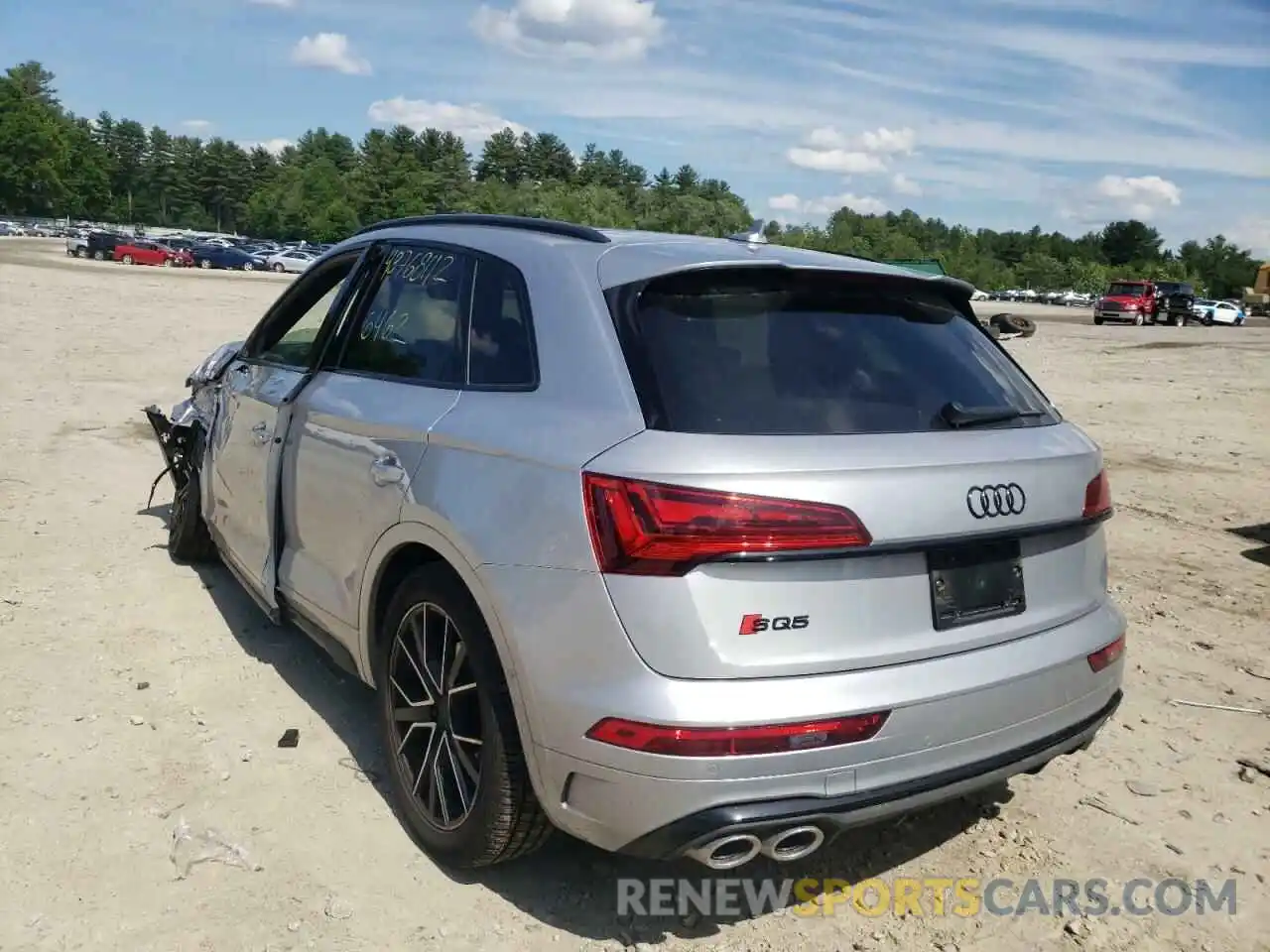 3 Photograph of a damaged car WA1B4AFYXM2090231 AUDI SQ5 2021