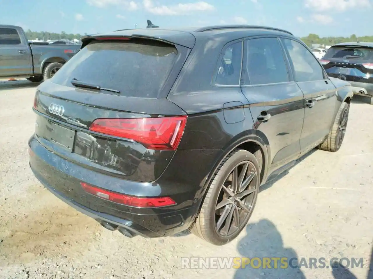 4 Фотография поврежденного автомобиля WA1C4AFY2M2008741 AUDI SQ5 2021