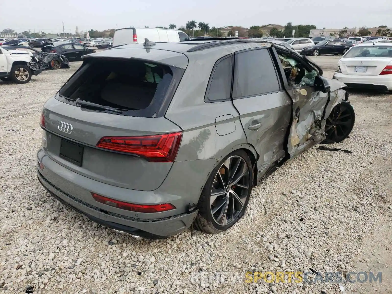 4 Фотография поврежденного автомобиля WA1C4AFY7M2034736 AUDI SQ5 2021