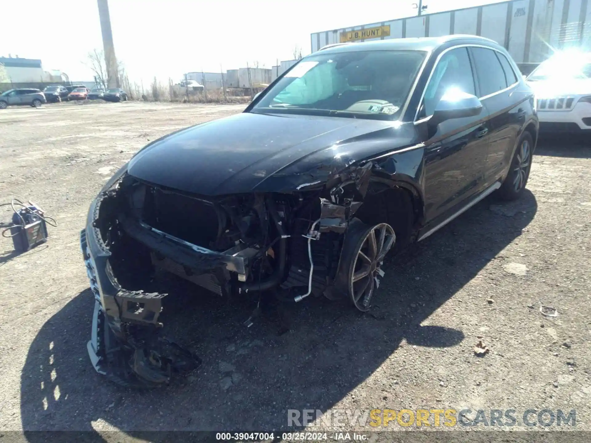 6 Photograph of a damaged car WA1A4AFY2N2110792 AUDI SQ5 2022