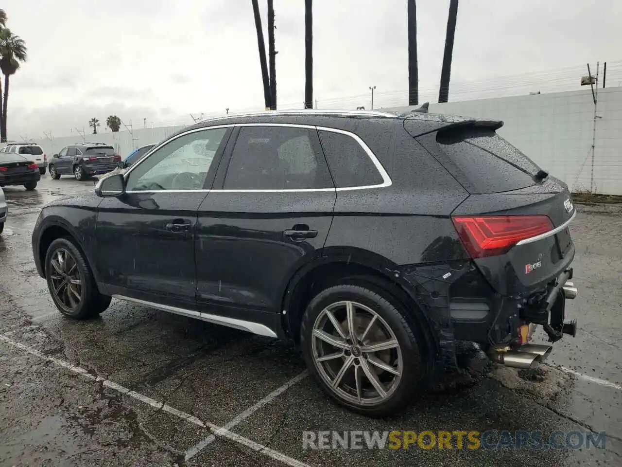 2 Photograph of a damaged car WA1B4AFY3N2105637 AUDI SQ5 2022