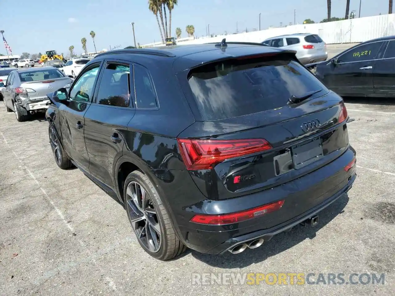 3 Photograph of a damaged car WA1B4AFY4N2028471 AUDI SQ5 2022