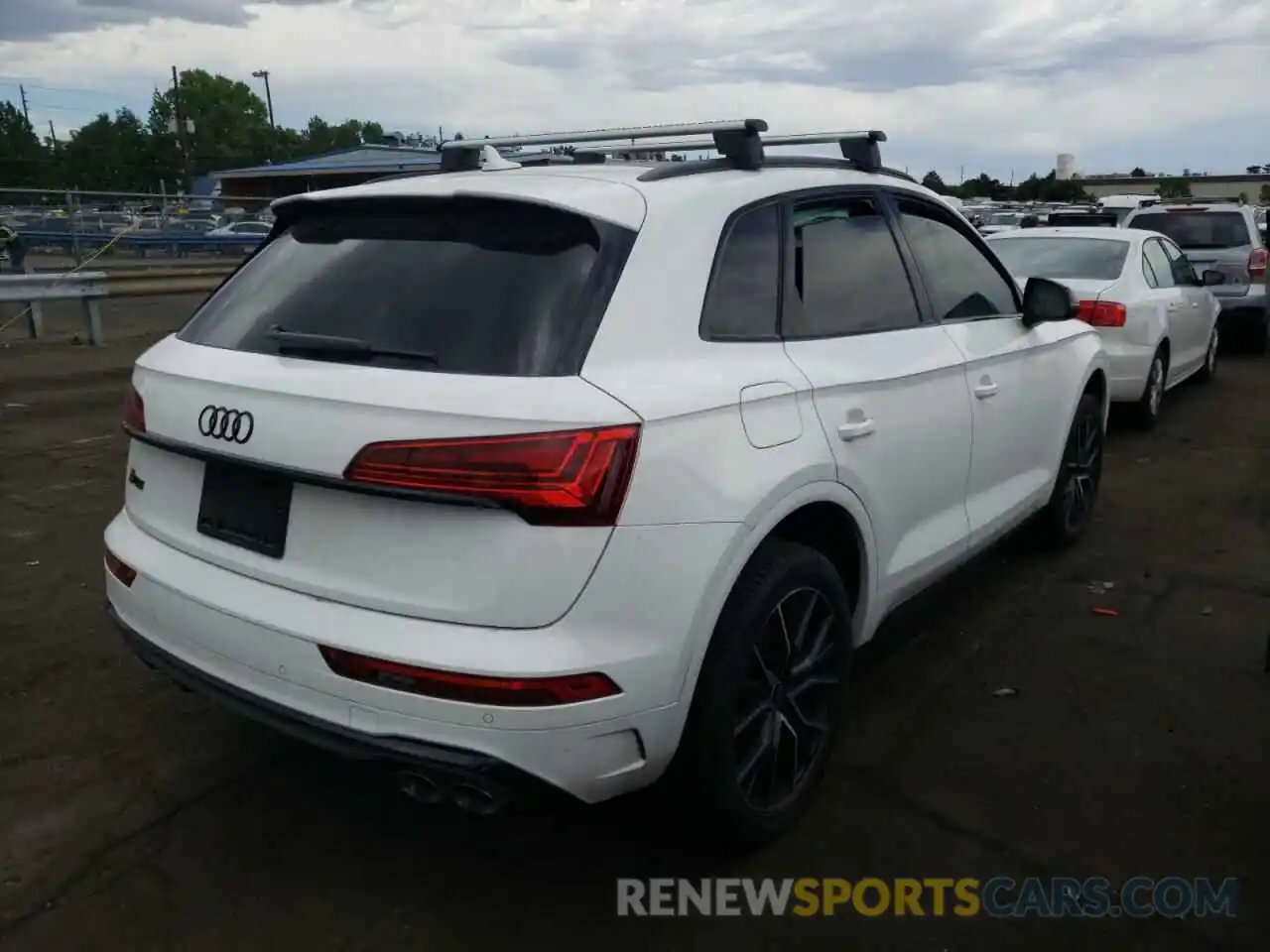 4 Фотография поврежденного автомобиля WA1B4AFY7N2028660 AUDI SQ5 2022