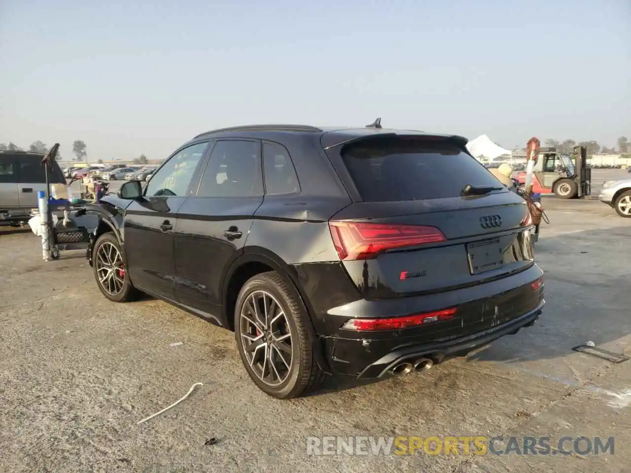 3 Photograph of a damaged car WA1B4AFY8N2024584 AUDI SQ5 2022