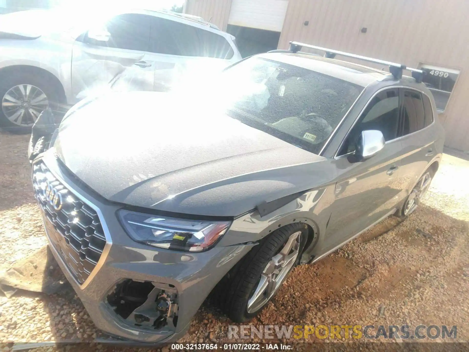 2 Photograph of a damaged car WA1B4AFY9N2031723 AUDI SQ5 2022