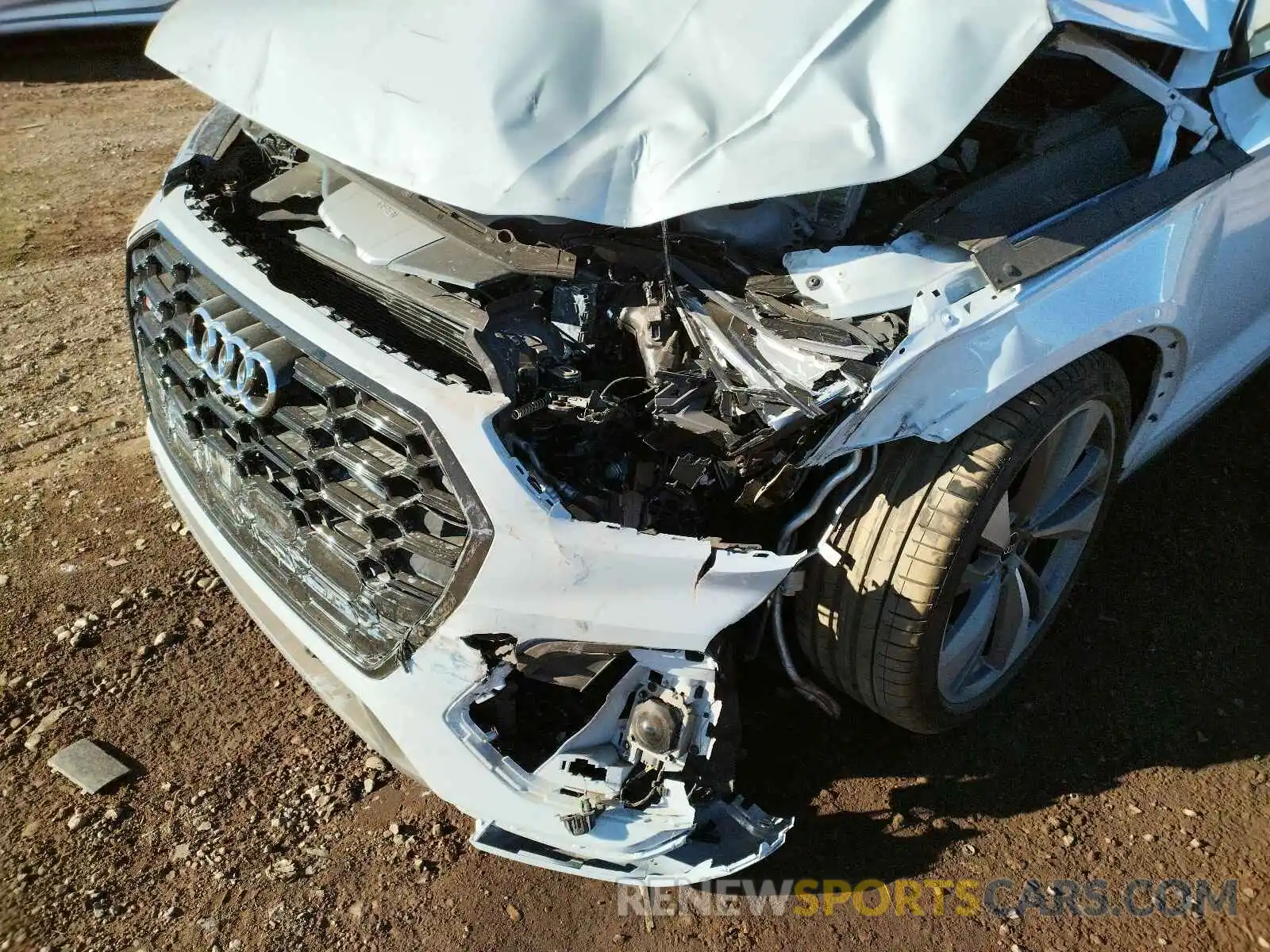 9 Photograph of a damaged car WA124AFYXM2096479 AUDI SQ5 SPORTB 2021