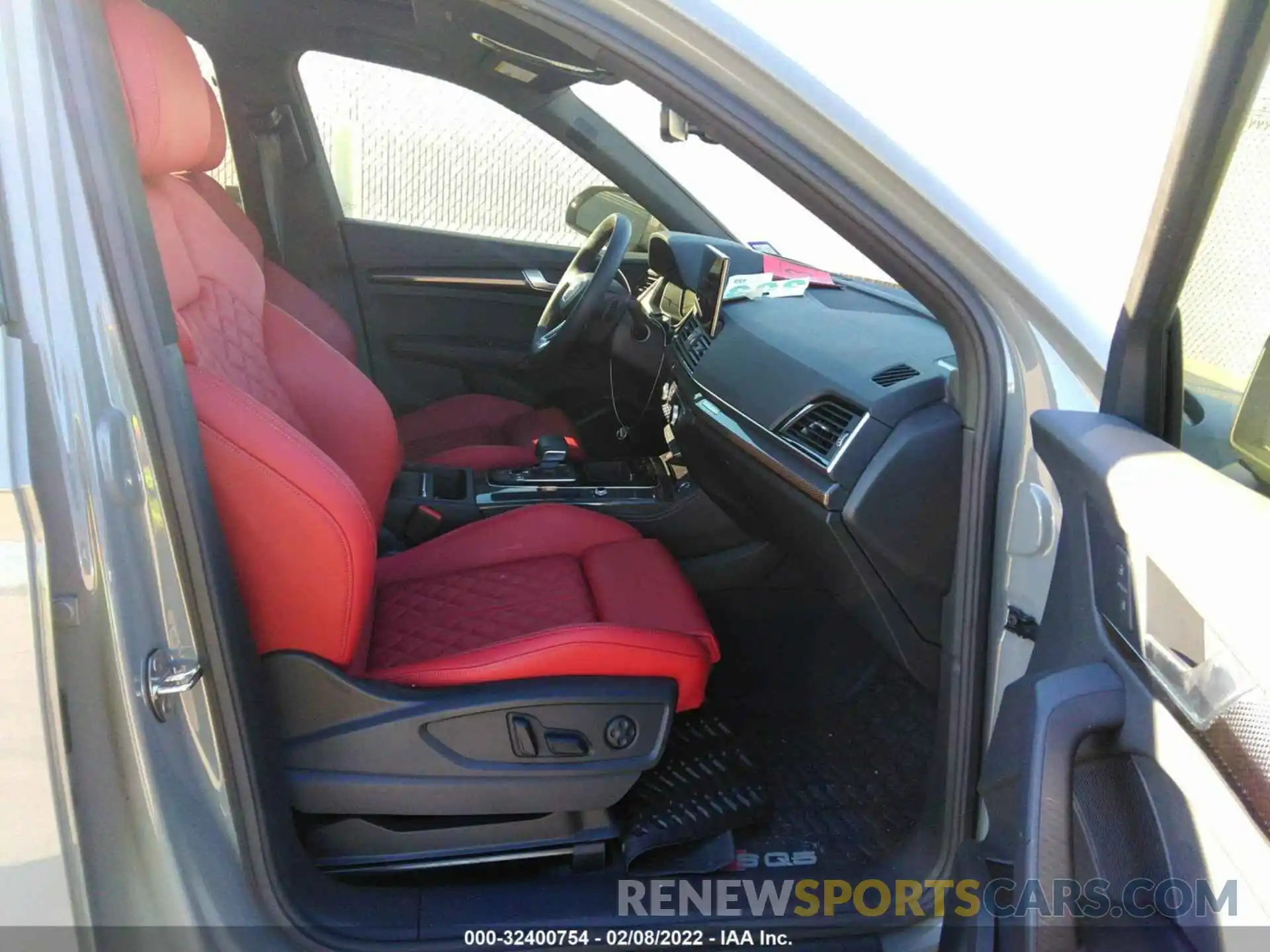 5 Photograph of a damaged car WA134AFY7M2102405 AUDI SQ5 SPORTBACK 2021