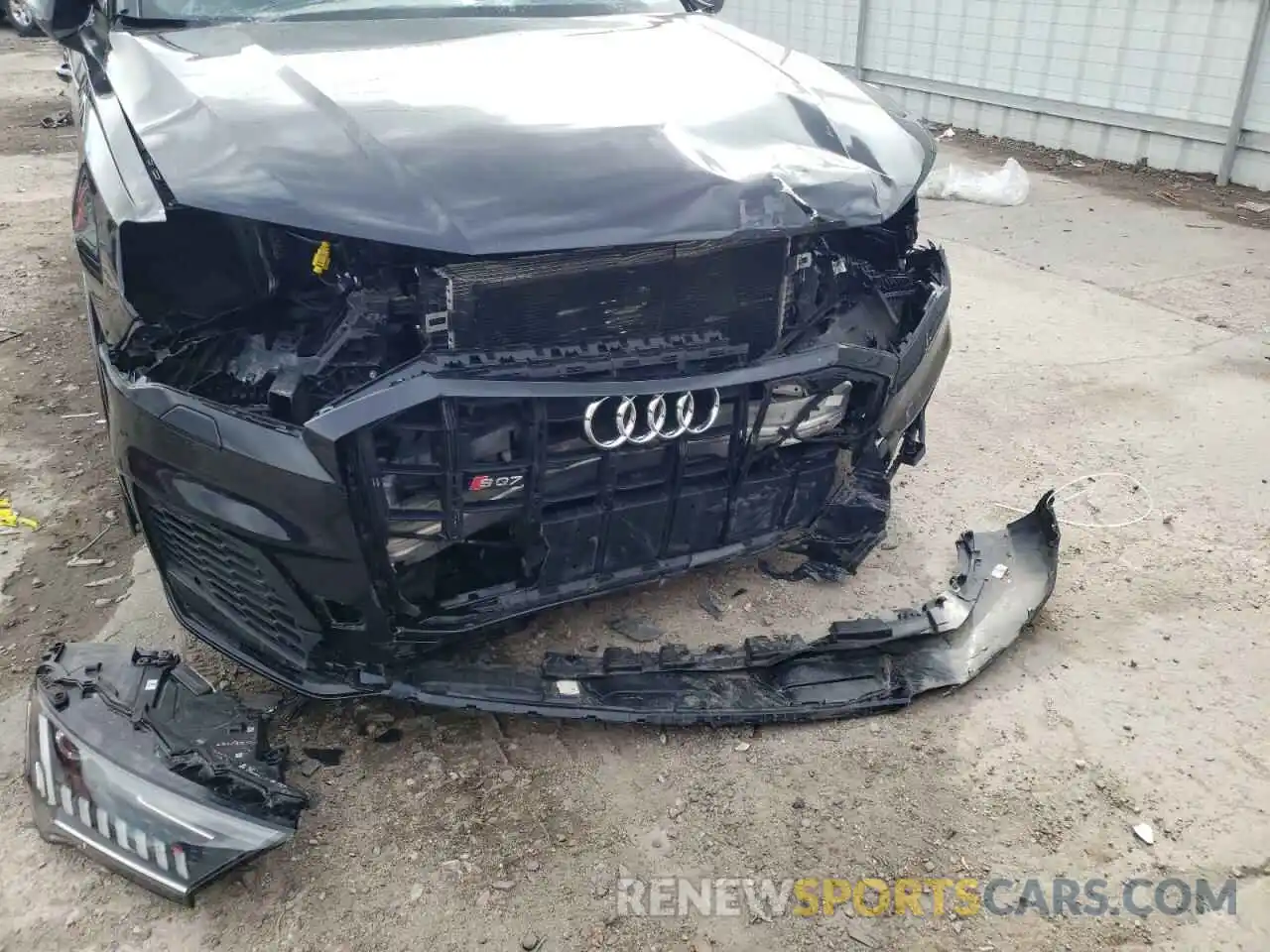 9 Photograph of a damaged car WA1AWBF78MD010559 AUDI SQ7 2021