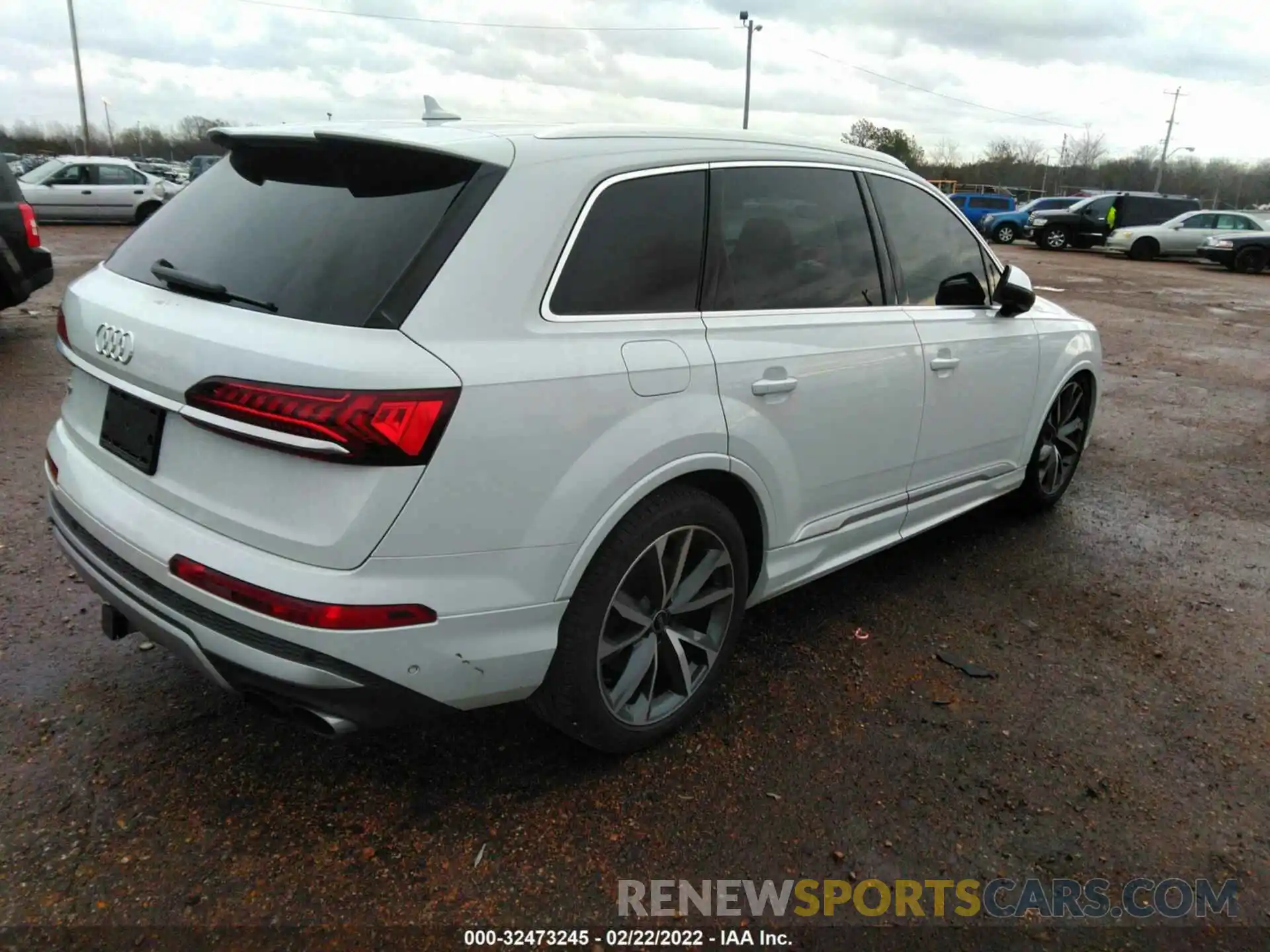 4 Photograph of a damaged car WA1AWBF79MD022655 AUDI SQ7 2021