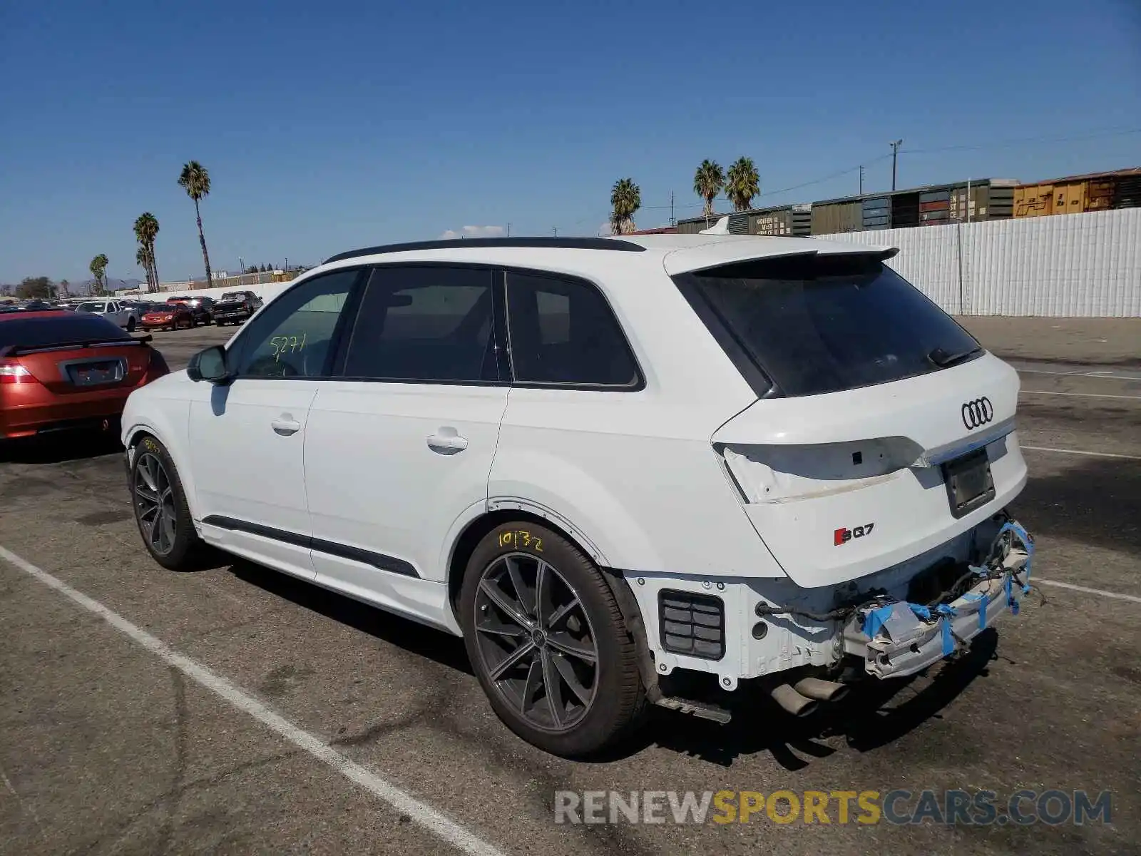 3 Photograph of a damaged car WA1VWBF75MD015087 AUDI SQ7 2021