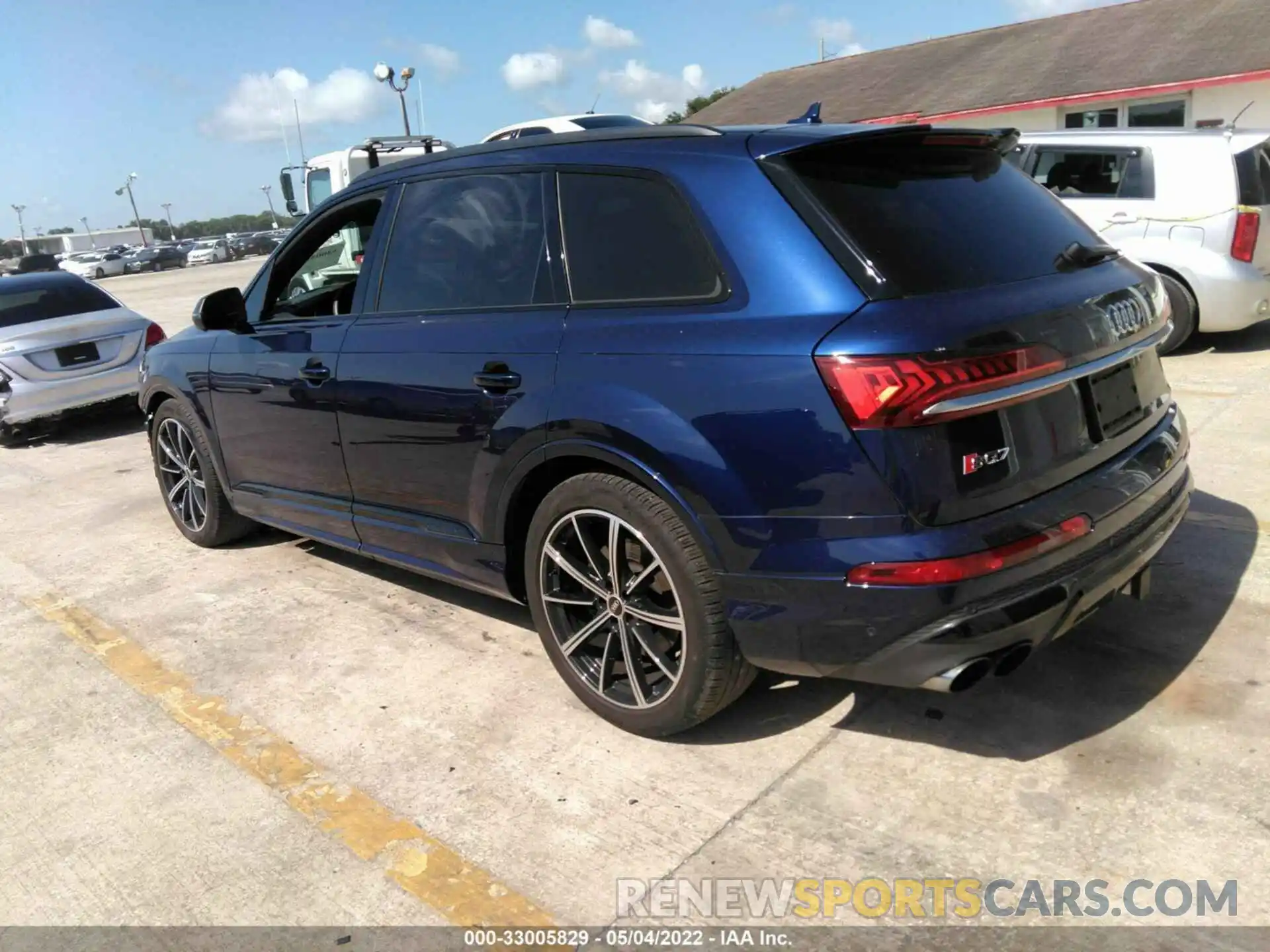 3 Photograph of a damaged car WA1VWBF7XMD017580 AUDI SQ7 2021