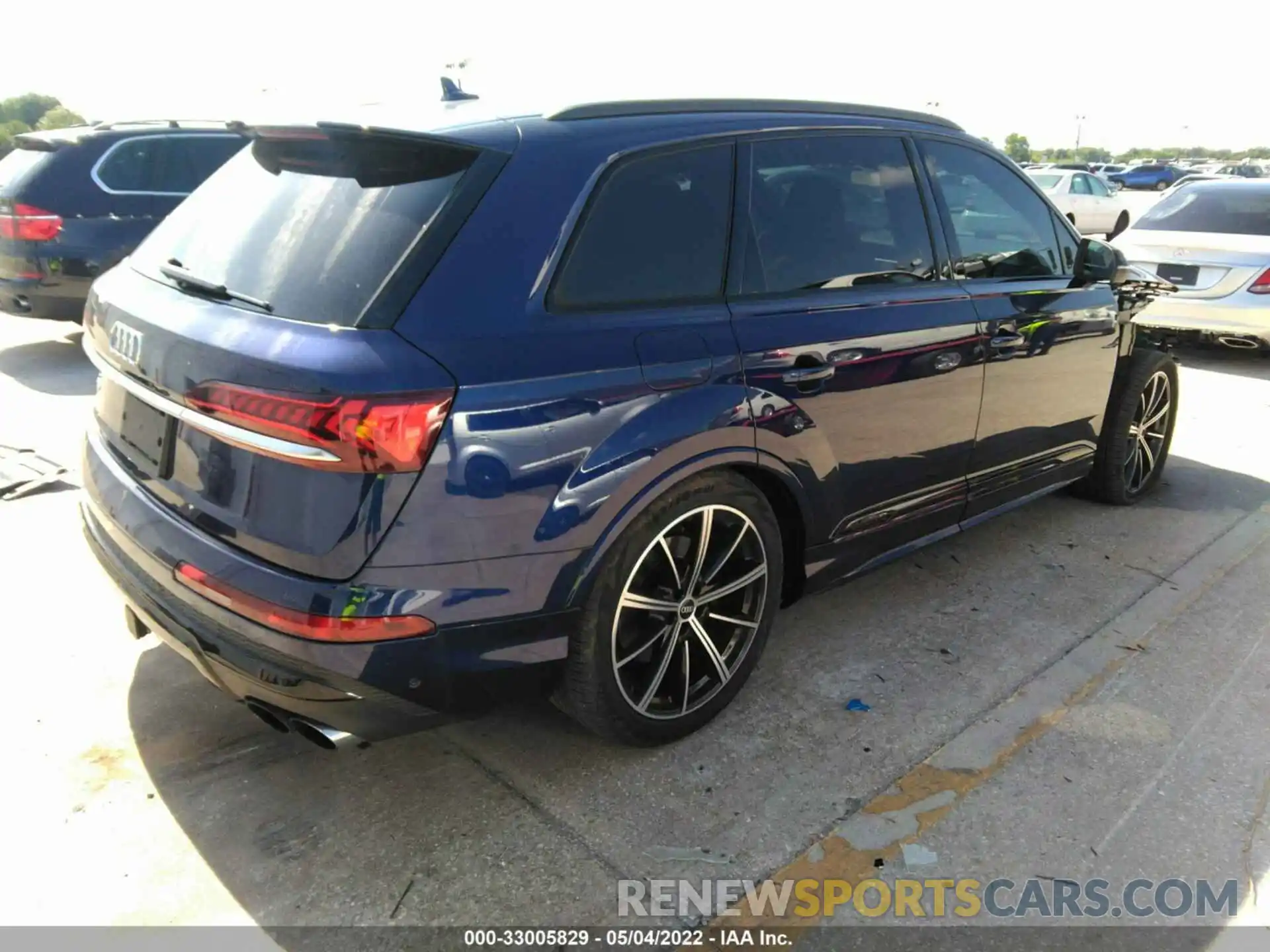 4 Photograph of a damaged car WA1VWBF7XMD017580 AUDI SQ7 2021