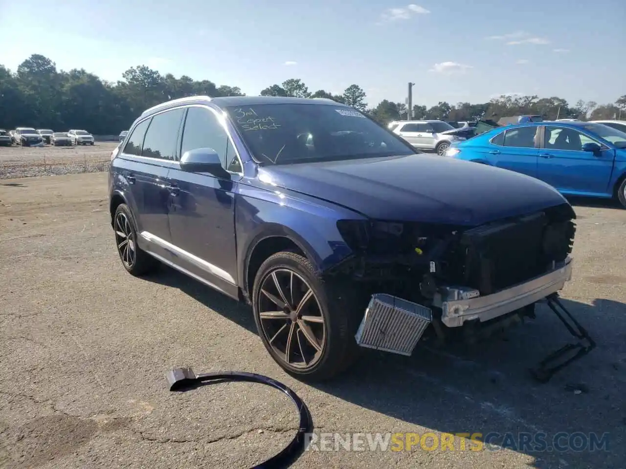 1 Photograph of a damaged car WA1AWBF72ND001650 AUDI SQ7 2022