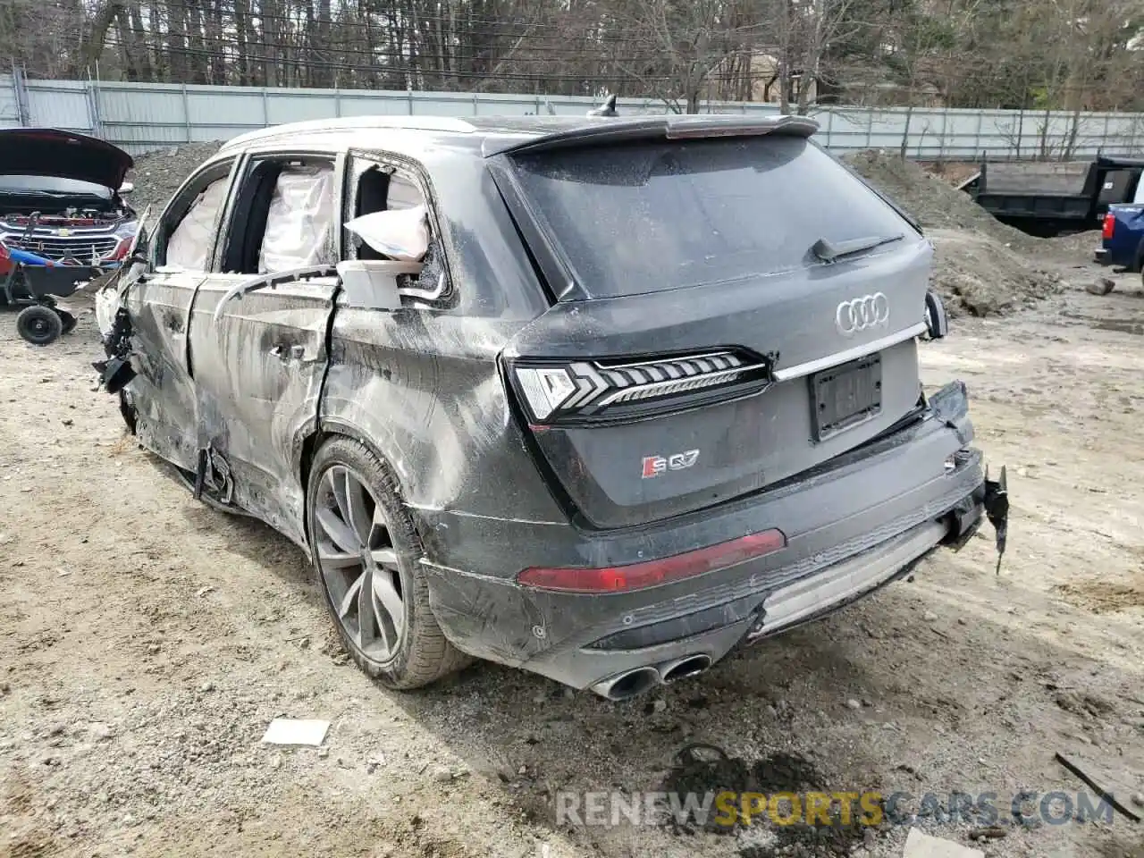 3 Photograph of a damaged car WA1AWBF77ND004849 AUDI SQ7 2022