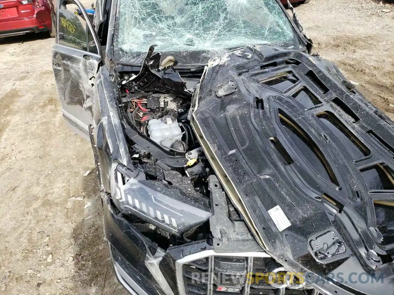 9 Photograph of a damaged car WA1AWBF77ND004849 AUDI SQ7 2022