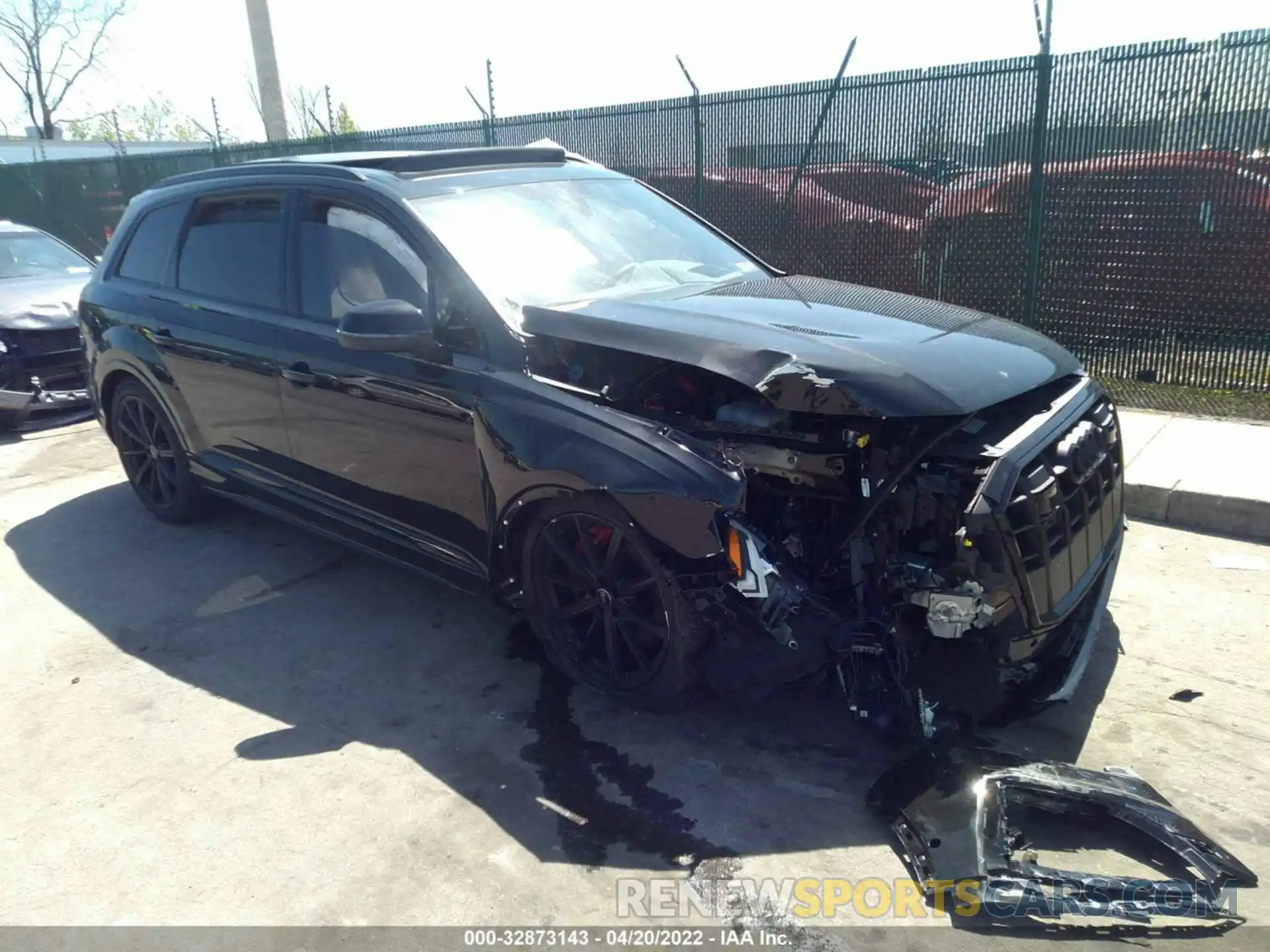 1 Photograph of a damaged car WA1VWBF73ND008849 AUDI SQ7 2022