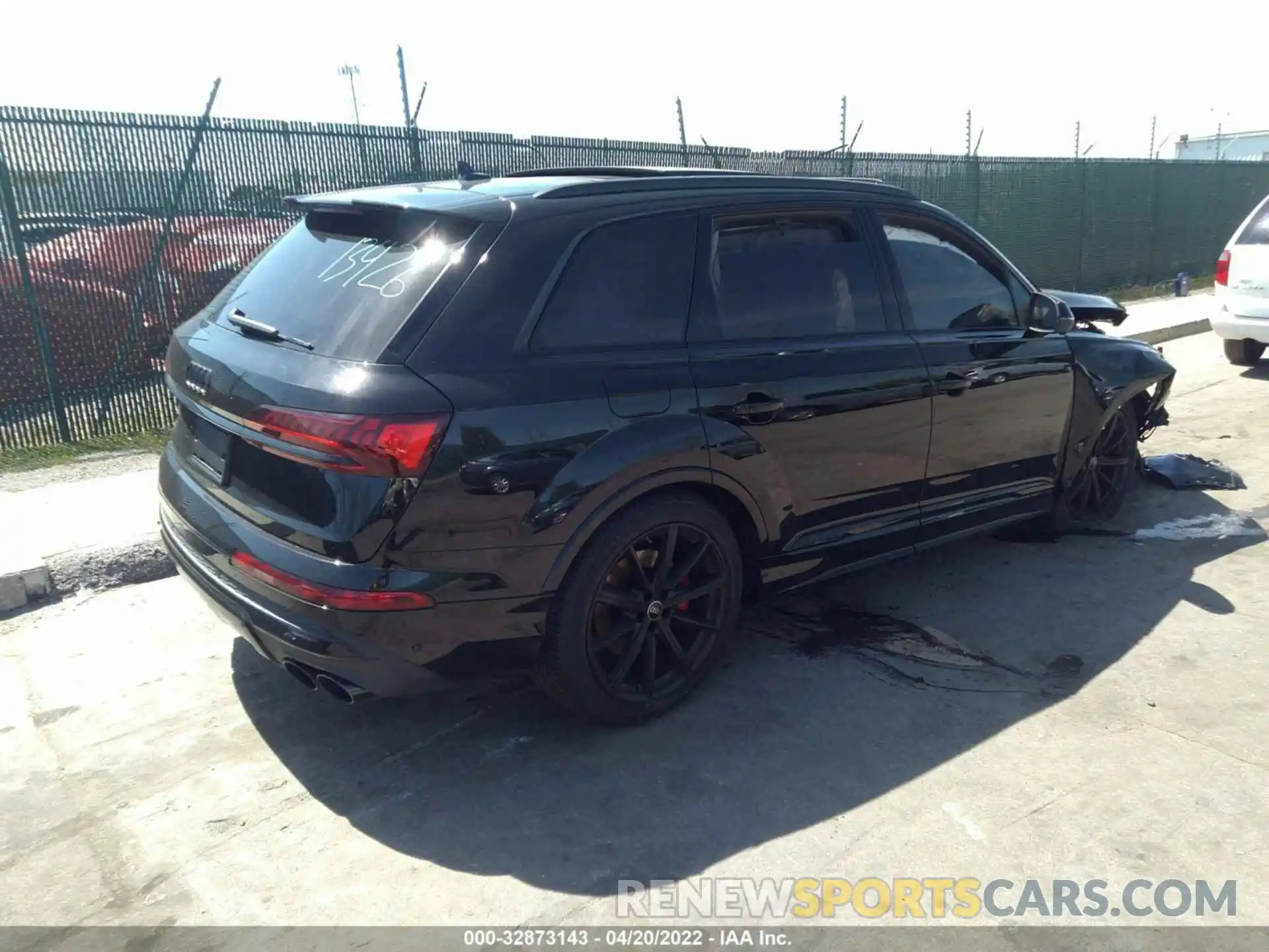 4 Фотография поврежденного автомобиля WA1VWBF73ND008849 AUDI SQ7 2022