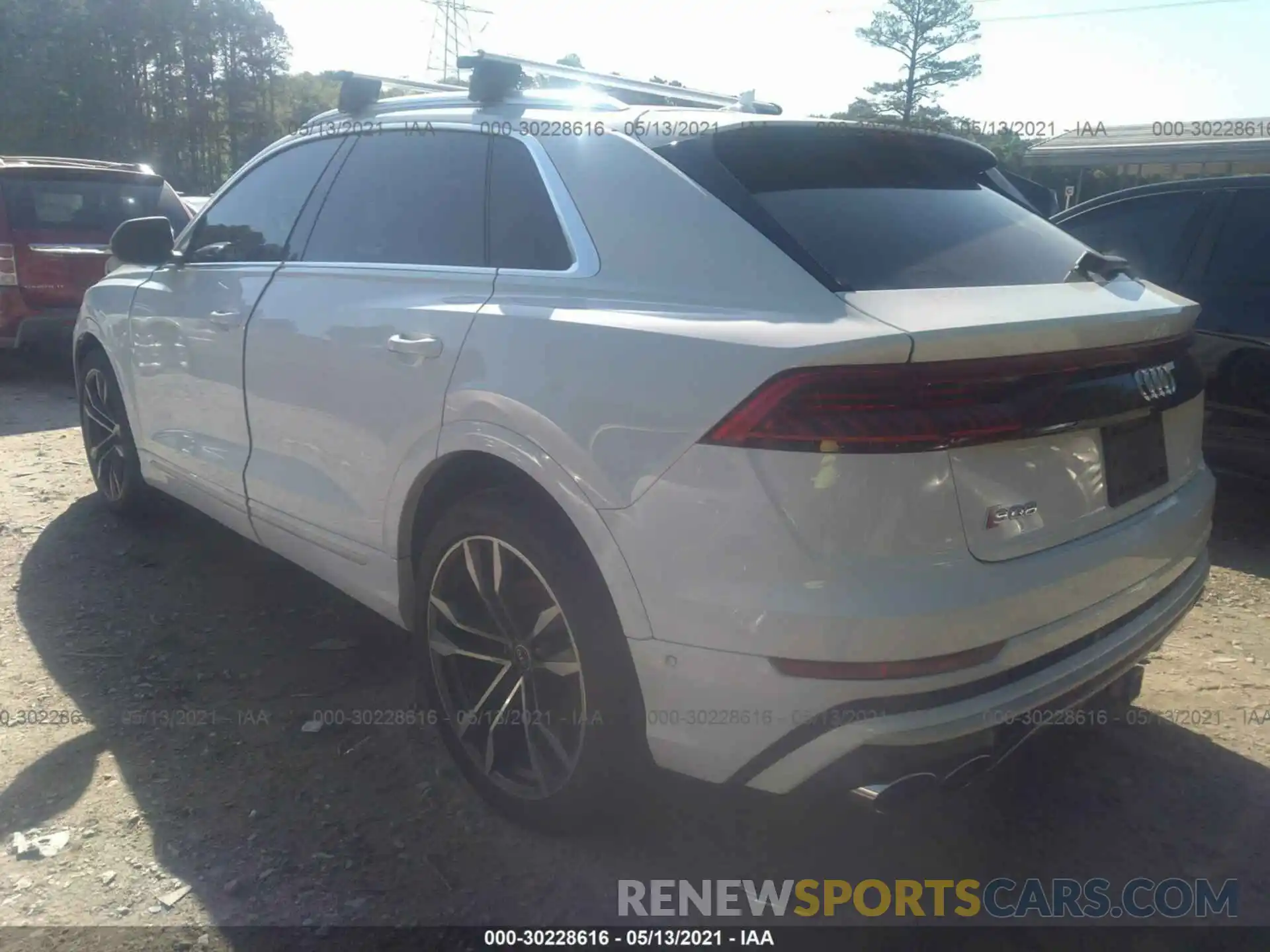 3 Photograph of a damaged car WA1AWBF12MD011430 AUDI SQ8 2021