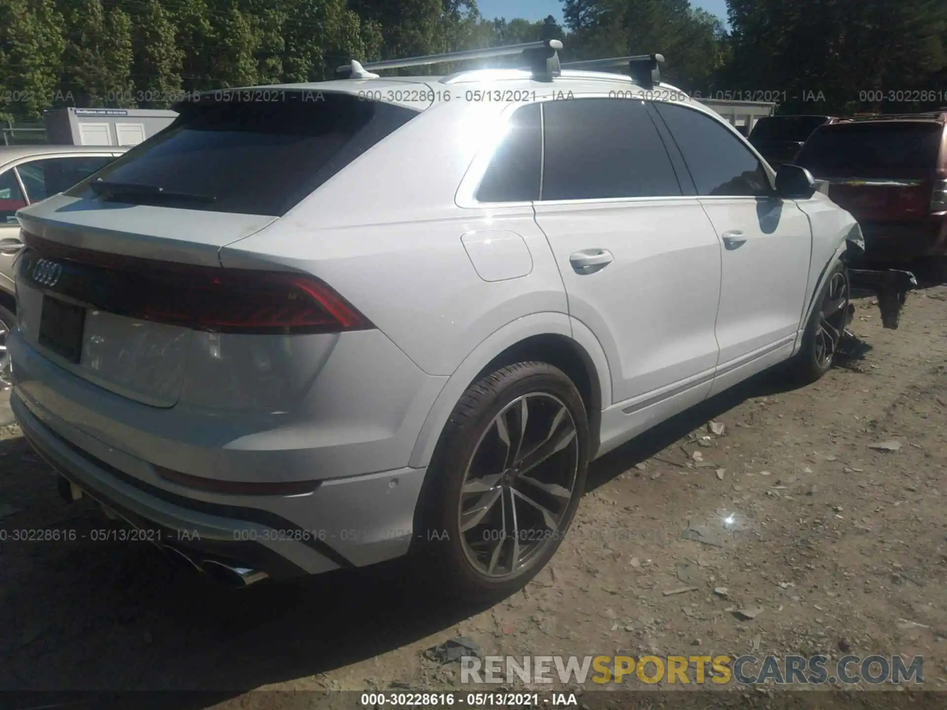 4 Photograph of a damaged car WA1AWBF12MD011430 AUDI SQ8 2021