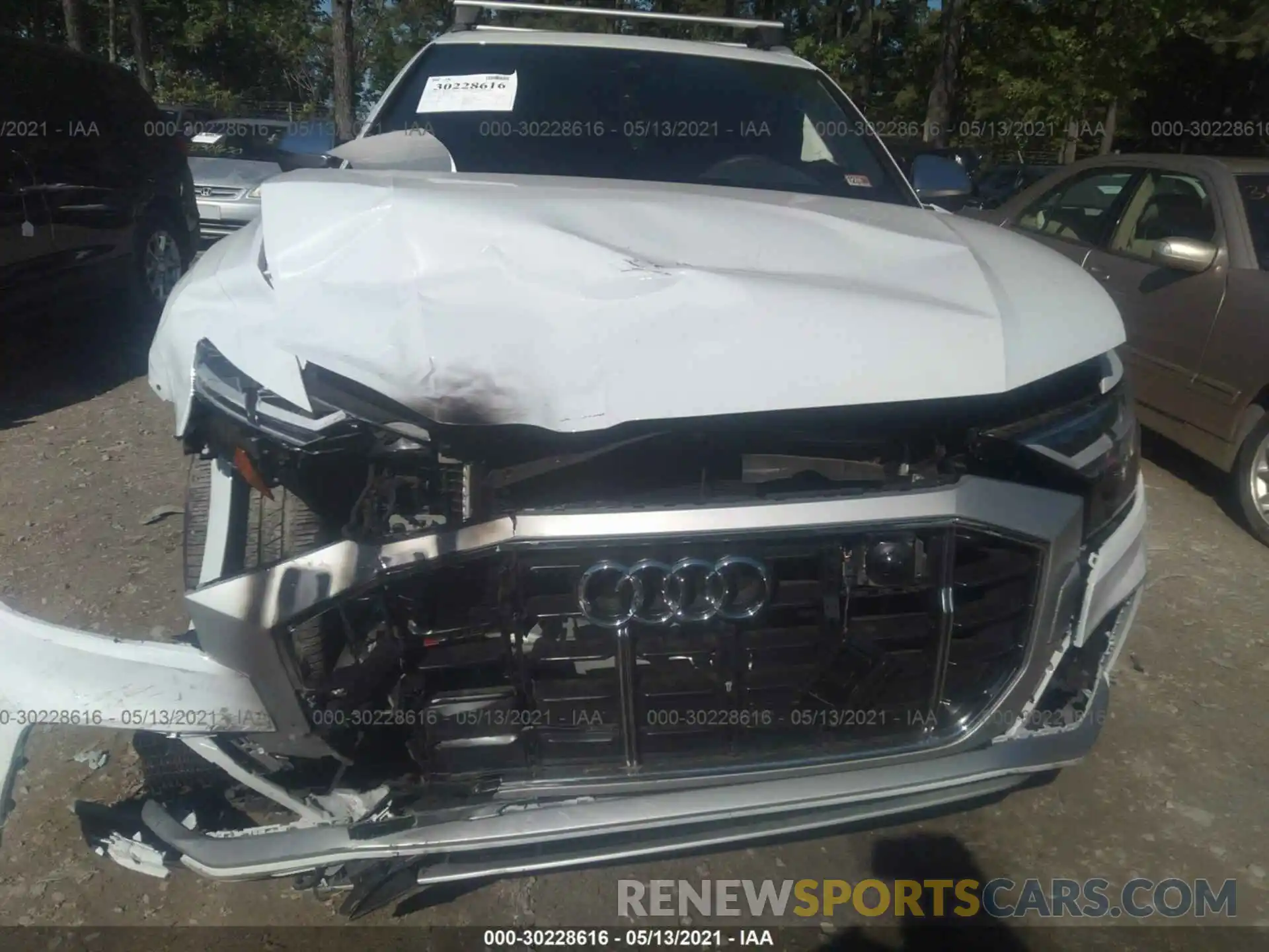 6 Photograph of a damaged car WA1AWBF12MD011430 AUDI SQ8 2021