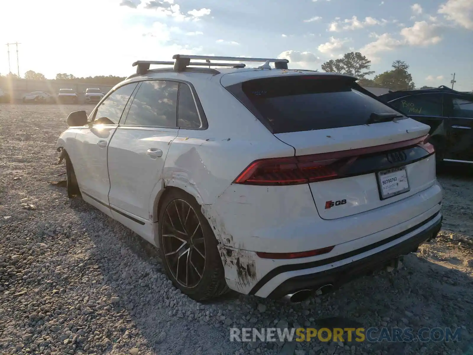 3 Photograph of a damaged car WA1AWBF15MD008246 AUDI SQ8 2021