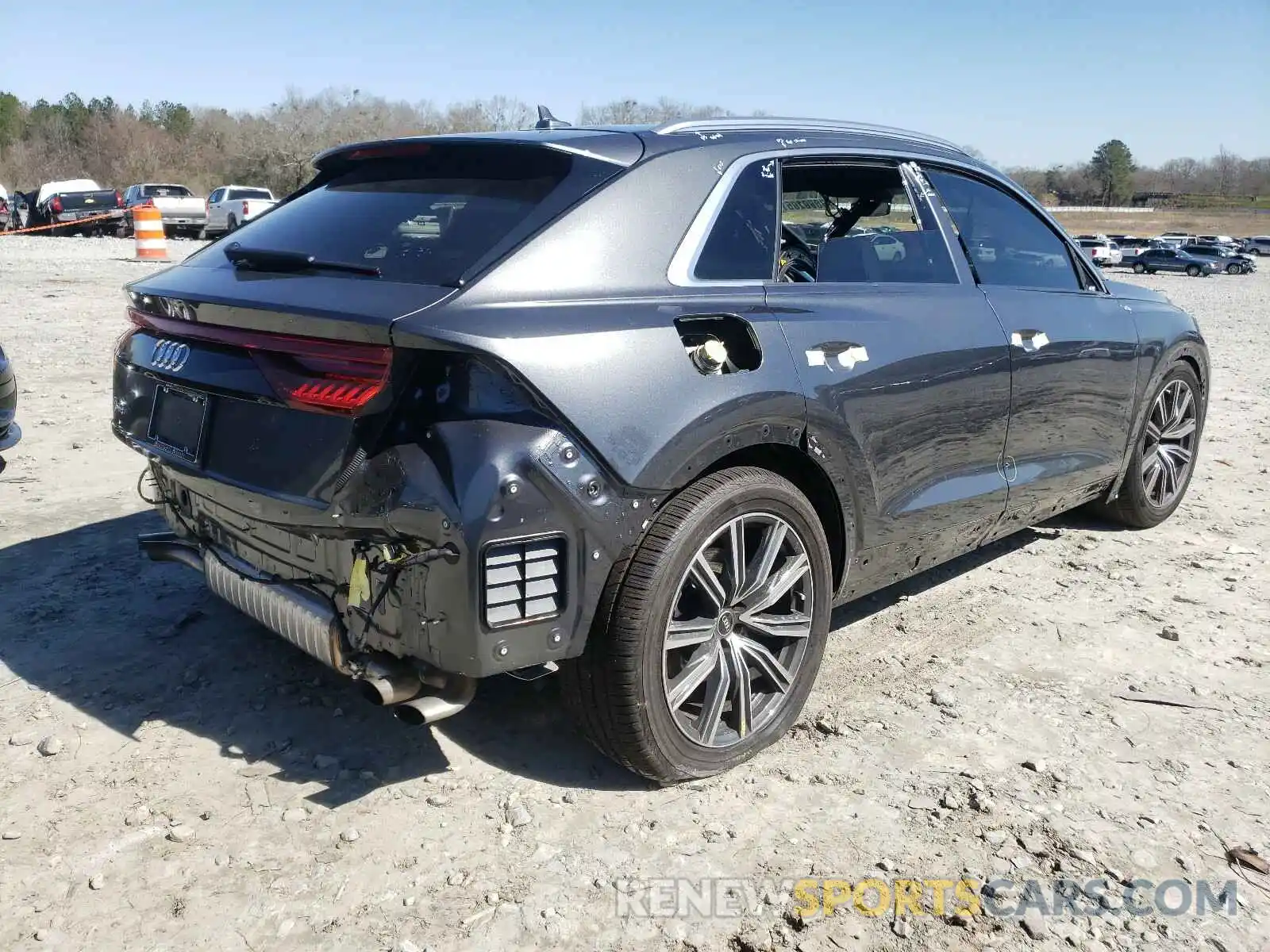 4 Photograph of a damaged car WA1AWBF19MD013210 AUDI SQ8 2021