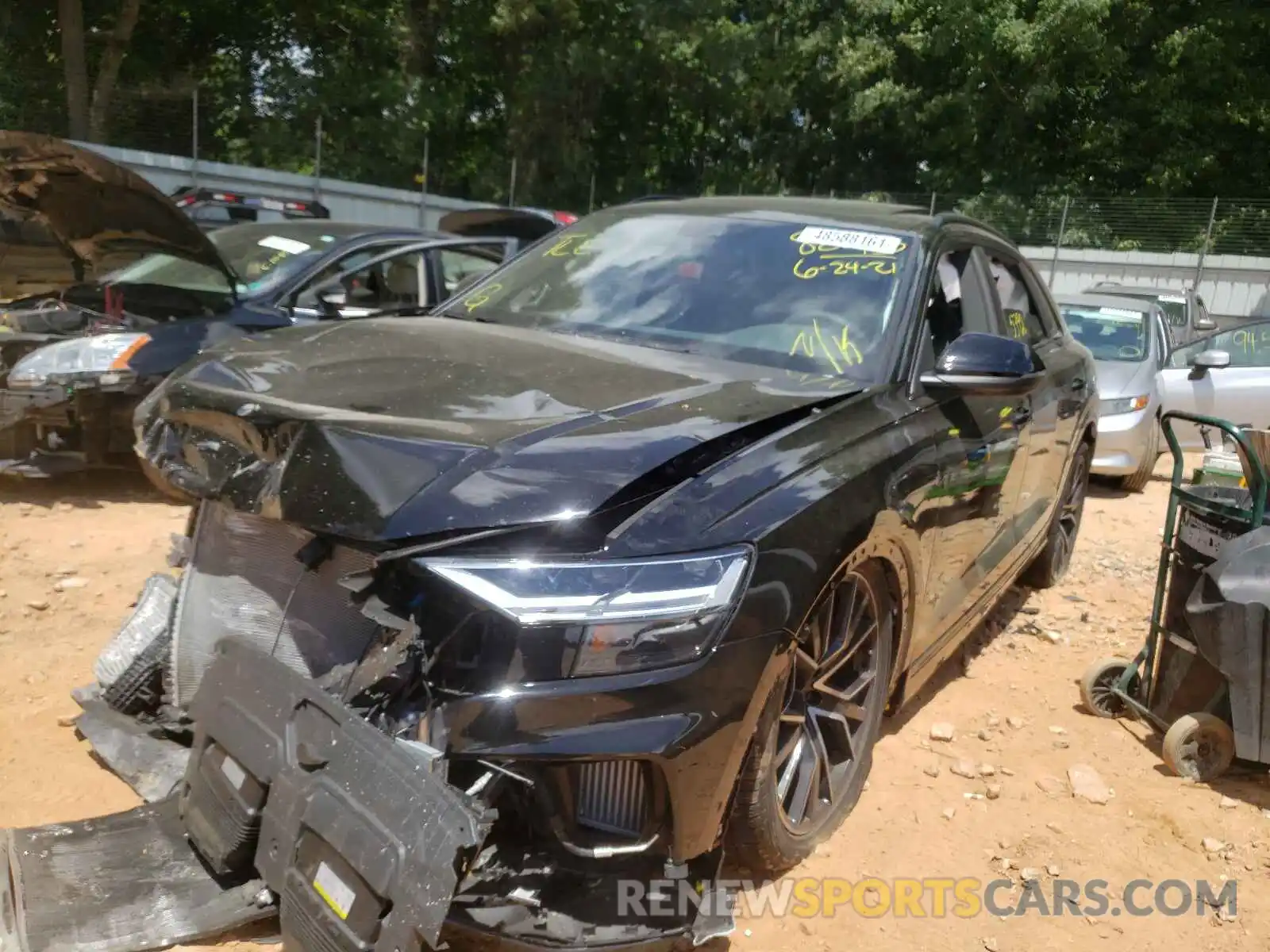 2 Photograph of a damaged car WA1AWBF19MD028273 AUDI SQ8 2021