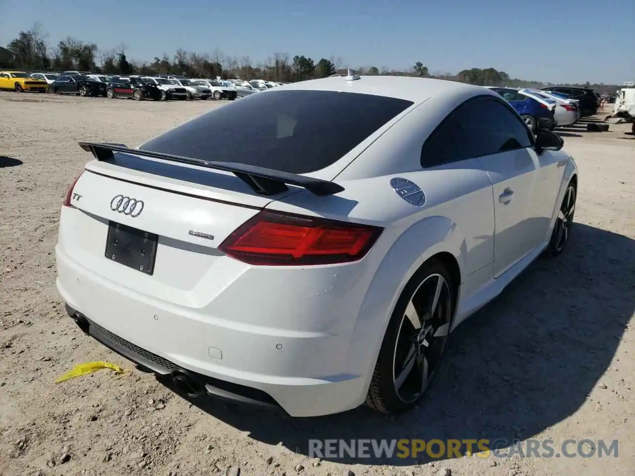 4 Photograph of a damaged car TRUAEAFV6K1004006 AUDI TT 2019