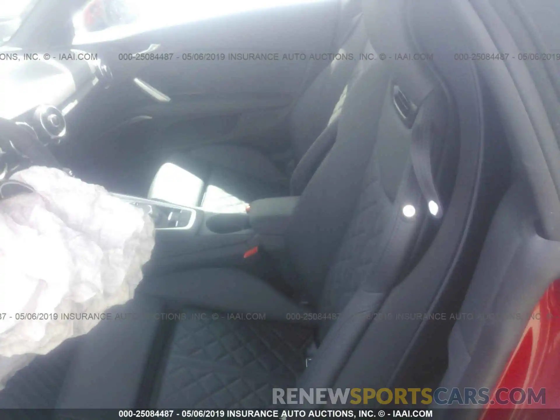 8 Photograph of a damaged car TRUTECFV2K1003777 AUDI TT 2019