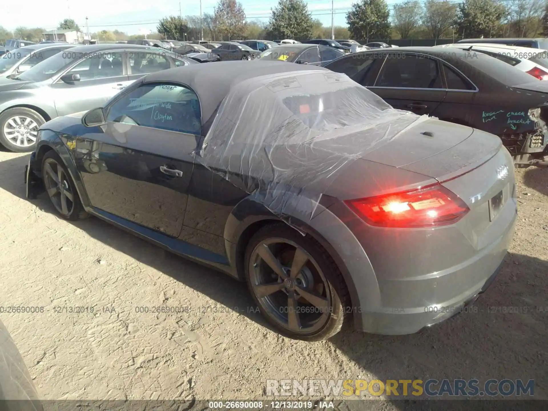 3 Photograph of a damaged car TRUTECFV7K1002804 AUDI TT 2019