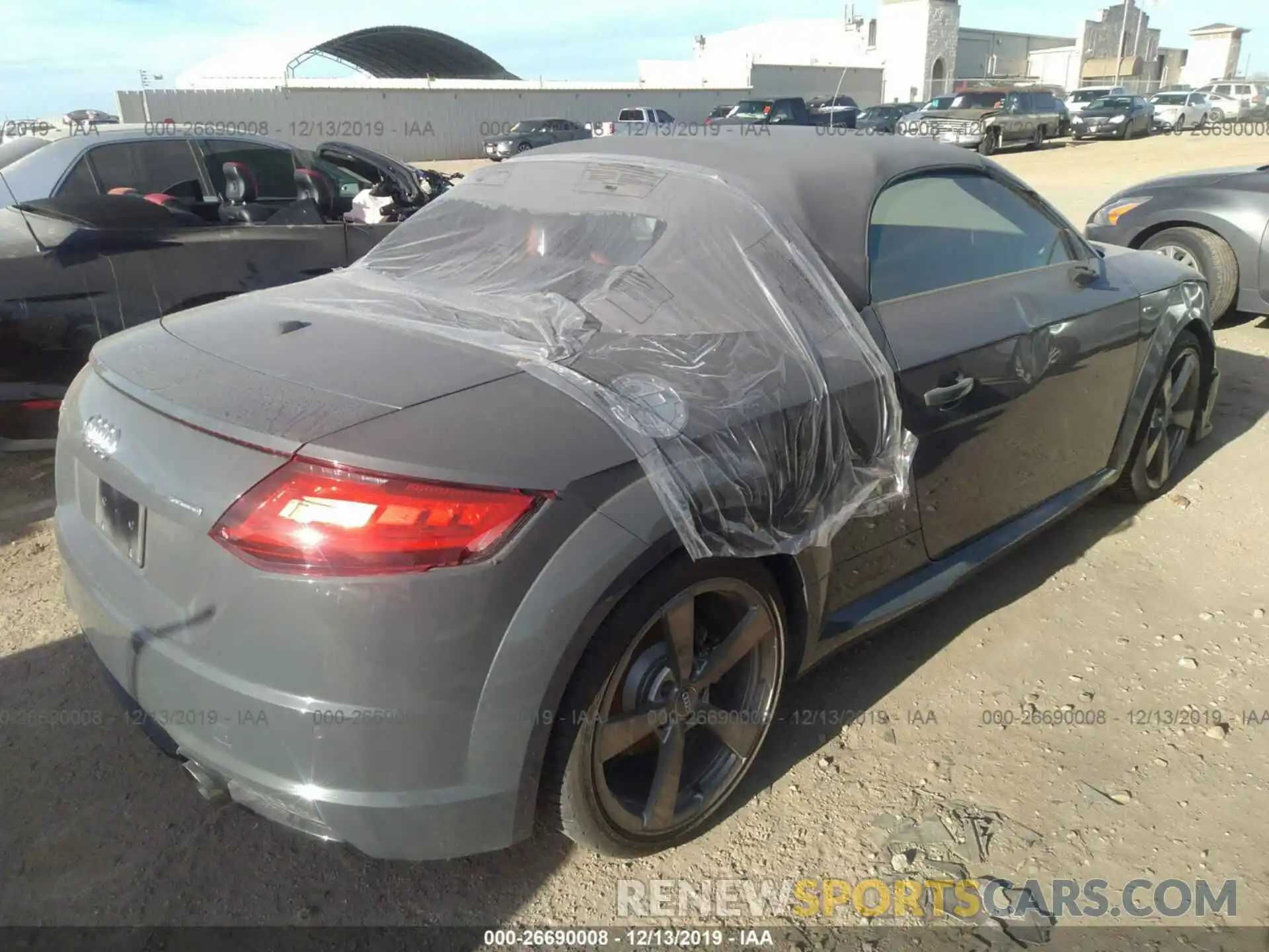 4 Photograph of a damaged car TRUTECFV7K1002804 AUDI TT 2019