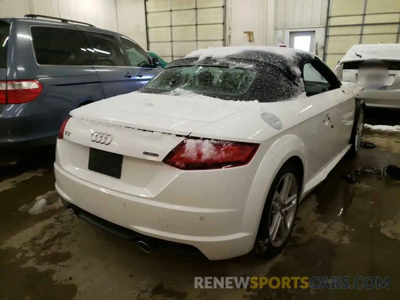 4 Photograph of a damaged car TRUTECFVXM1003030 AUDI TT 2021