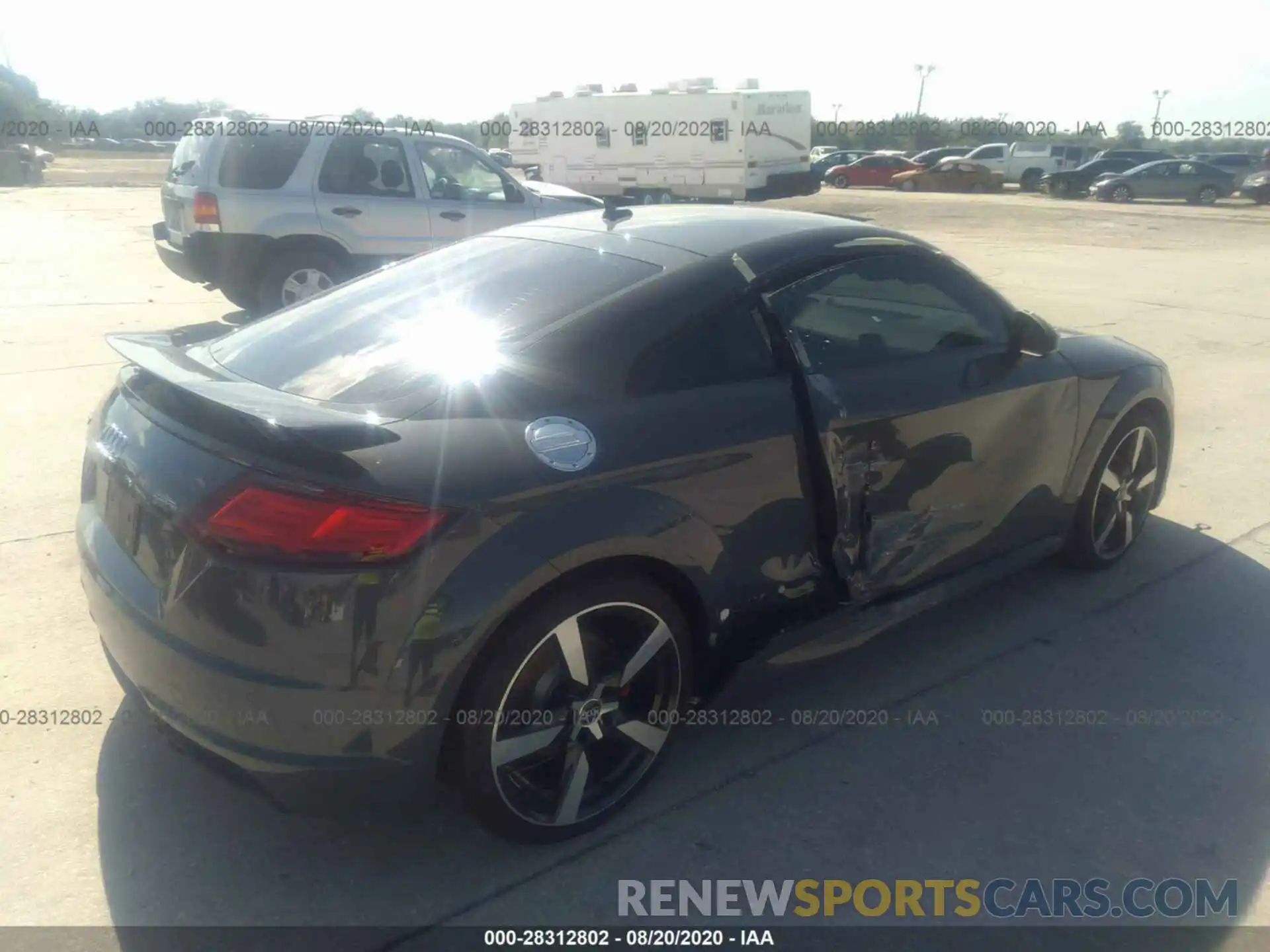 4 Photograph of a damaged car TRUAEAFV5L1001213 AUDI TT COUPE 2020