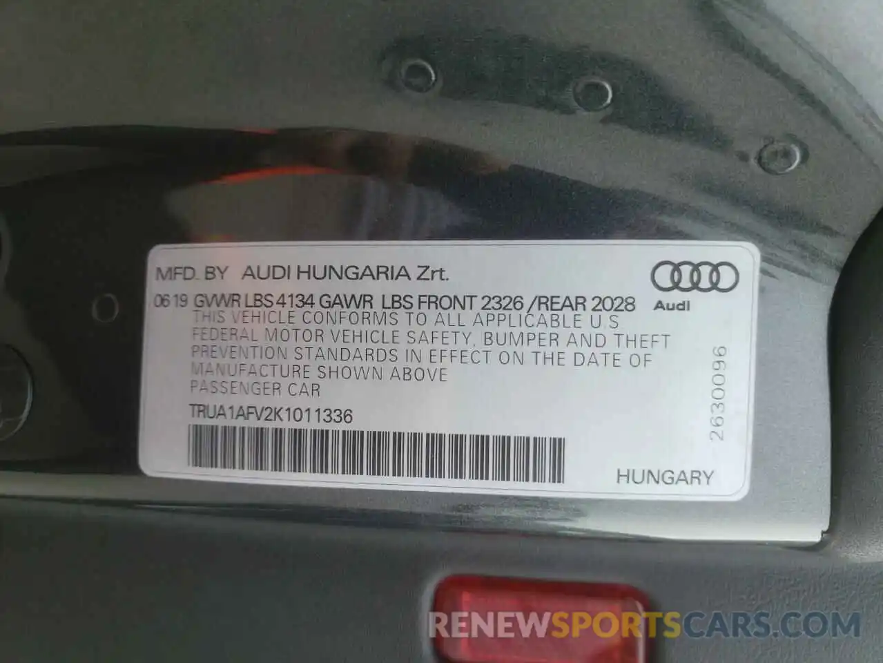 10 Photograph of a damaged car TRUA1AFV2K1011336 AUDI TTS 2019