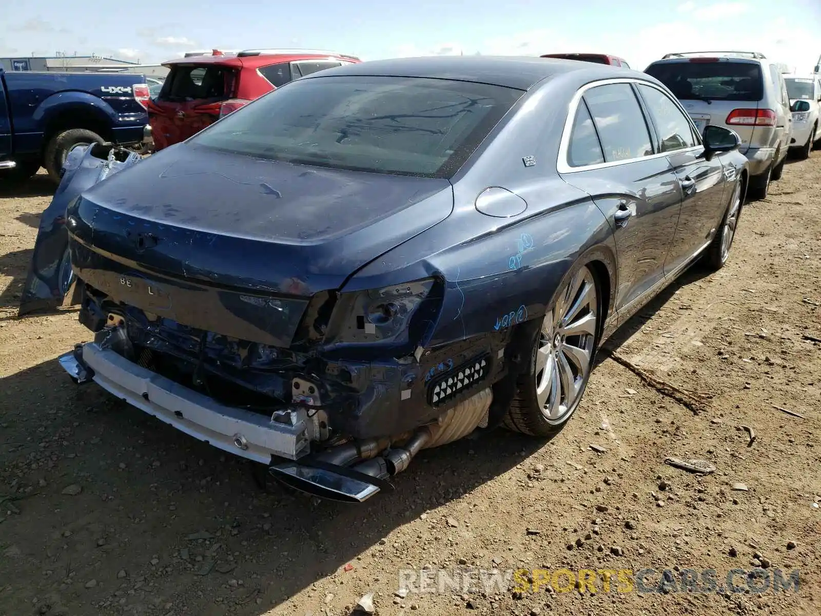 4 Фотография поврежденного автомобиля SCBBB6ZG6LC082909 BENTLEY ALL MODELS 2020