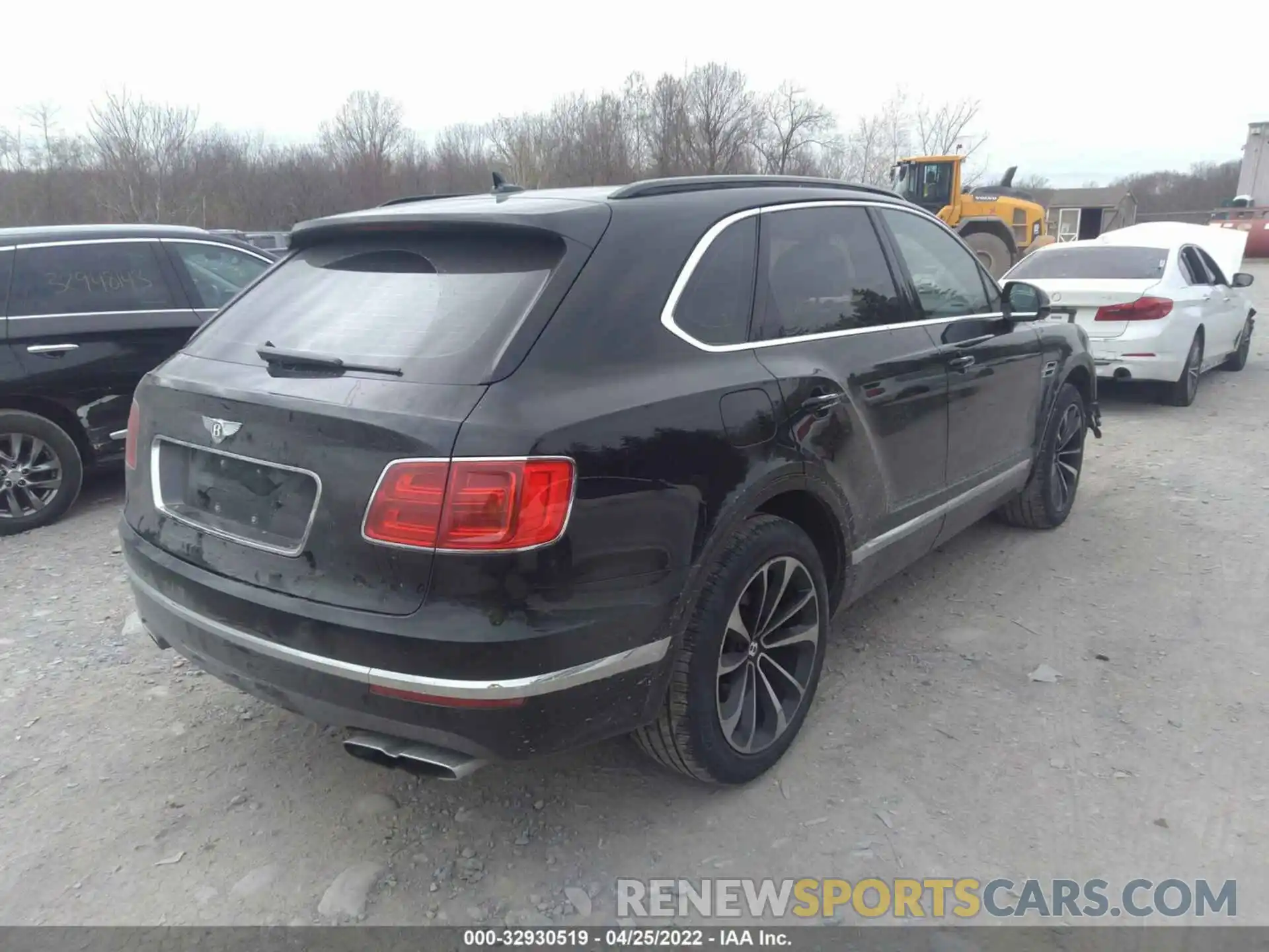 4 Фотография поврежденного автомобиля SJAAM2ZV4KC024775 BENTLEY BENTAYGA 2019